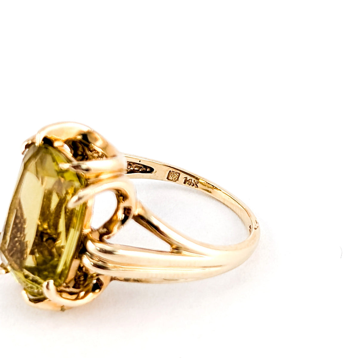 Vintage 14K Gold Cushion-Cut Lemon Quartz Ring