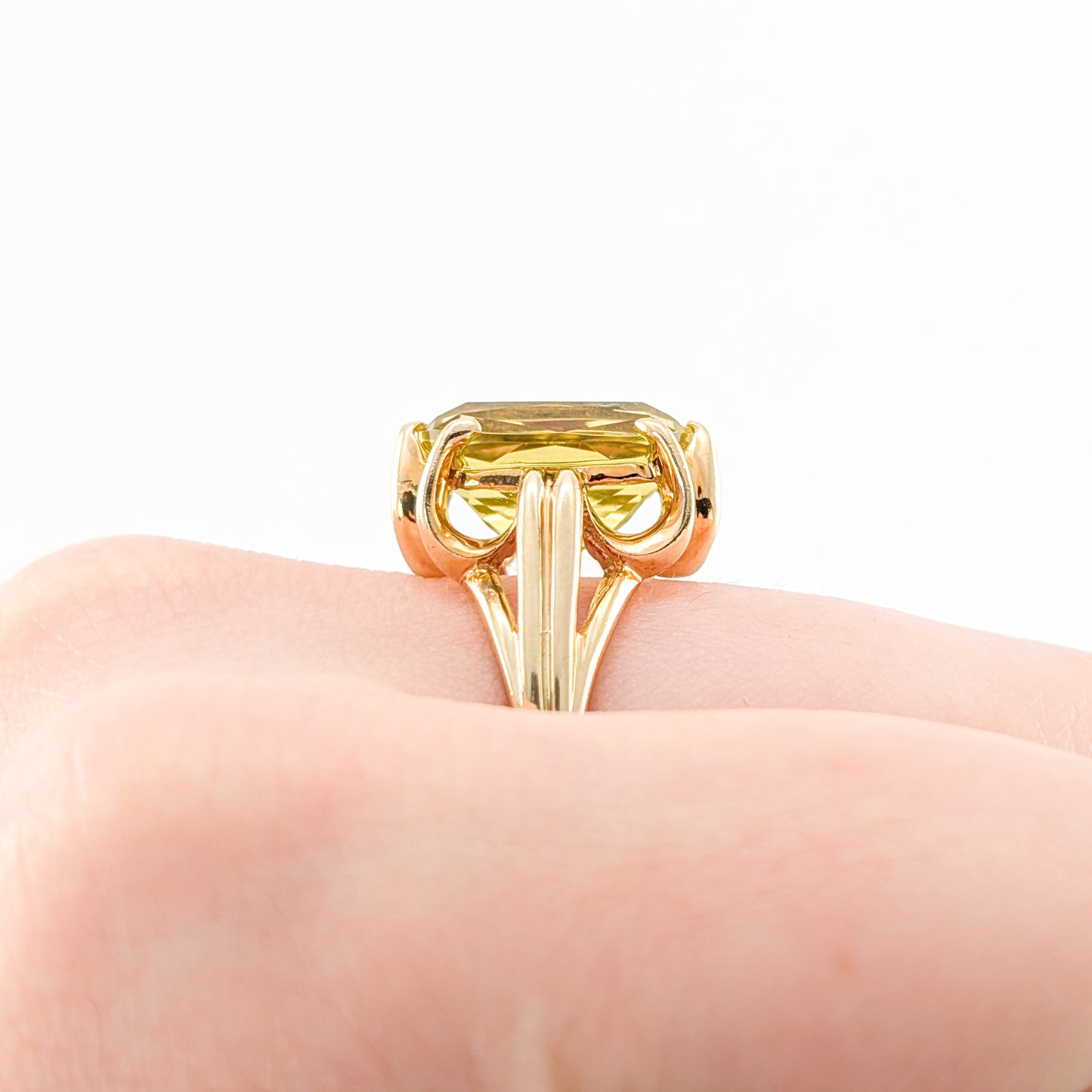 14k Gold Lemon Quartz Ring – Faceted Cushion Cut Gemstone