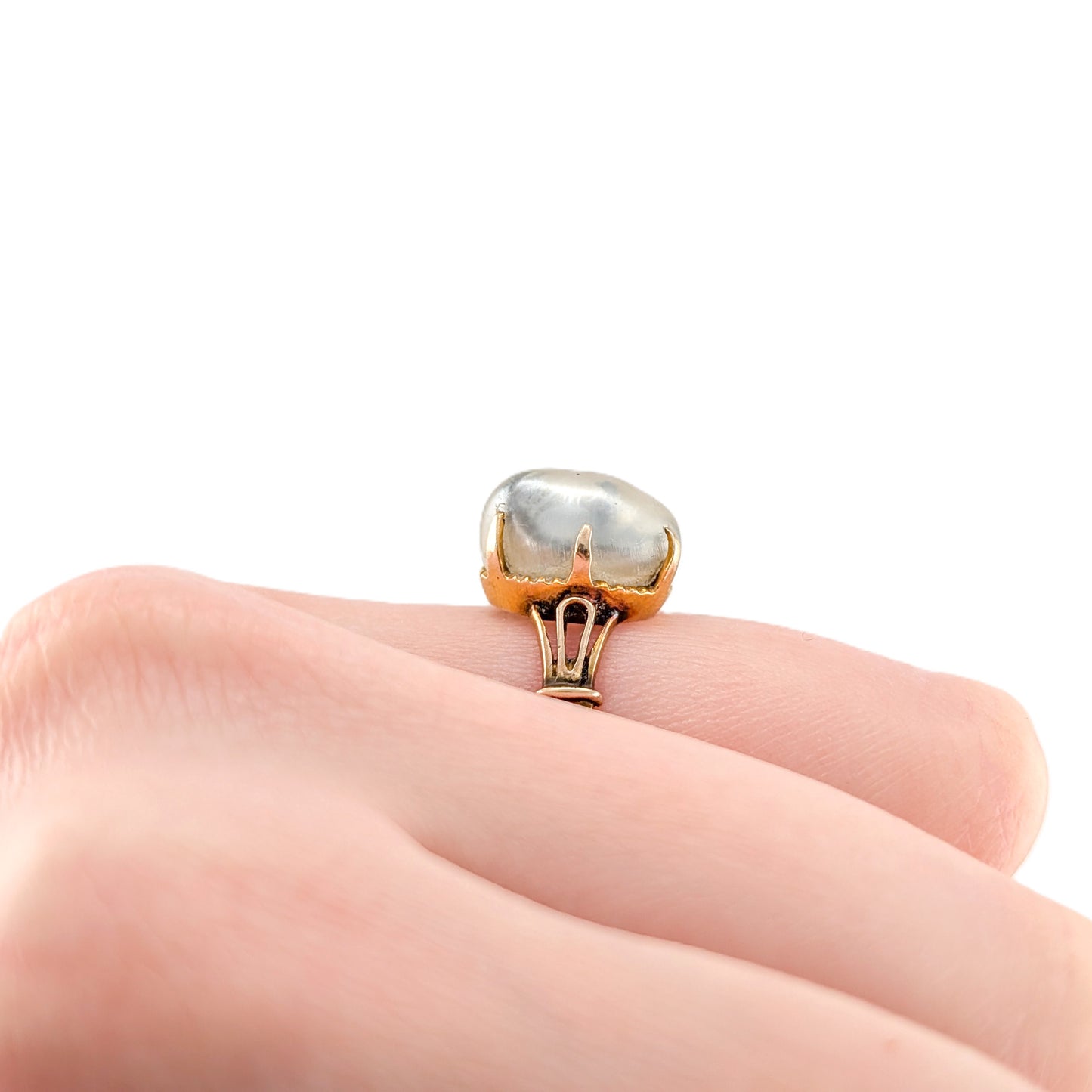 Vintage 10K Gold Baroque Pearl Ring