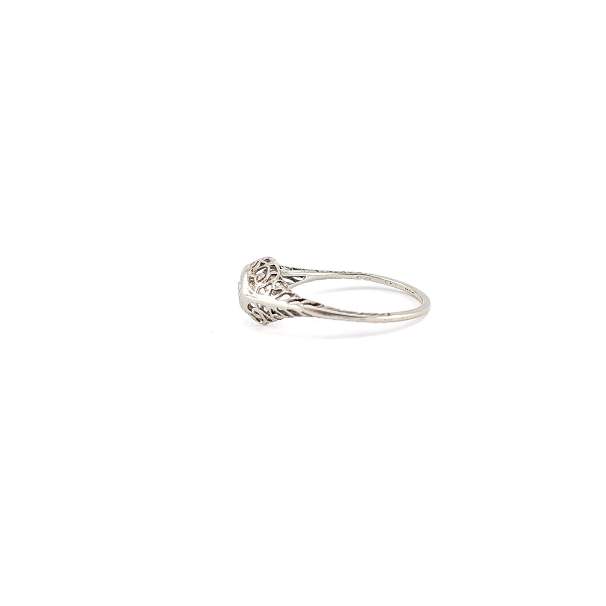 Antique 18K White Gold Diamond Filigree Ring – Delicate Openwork Solitaire