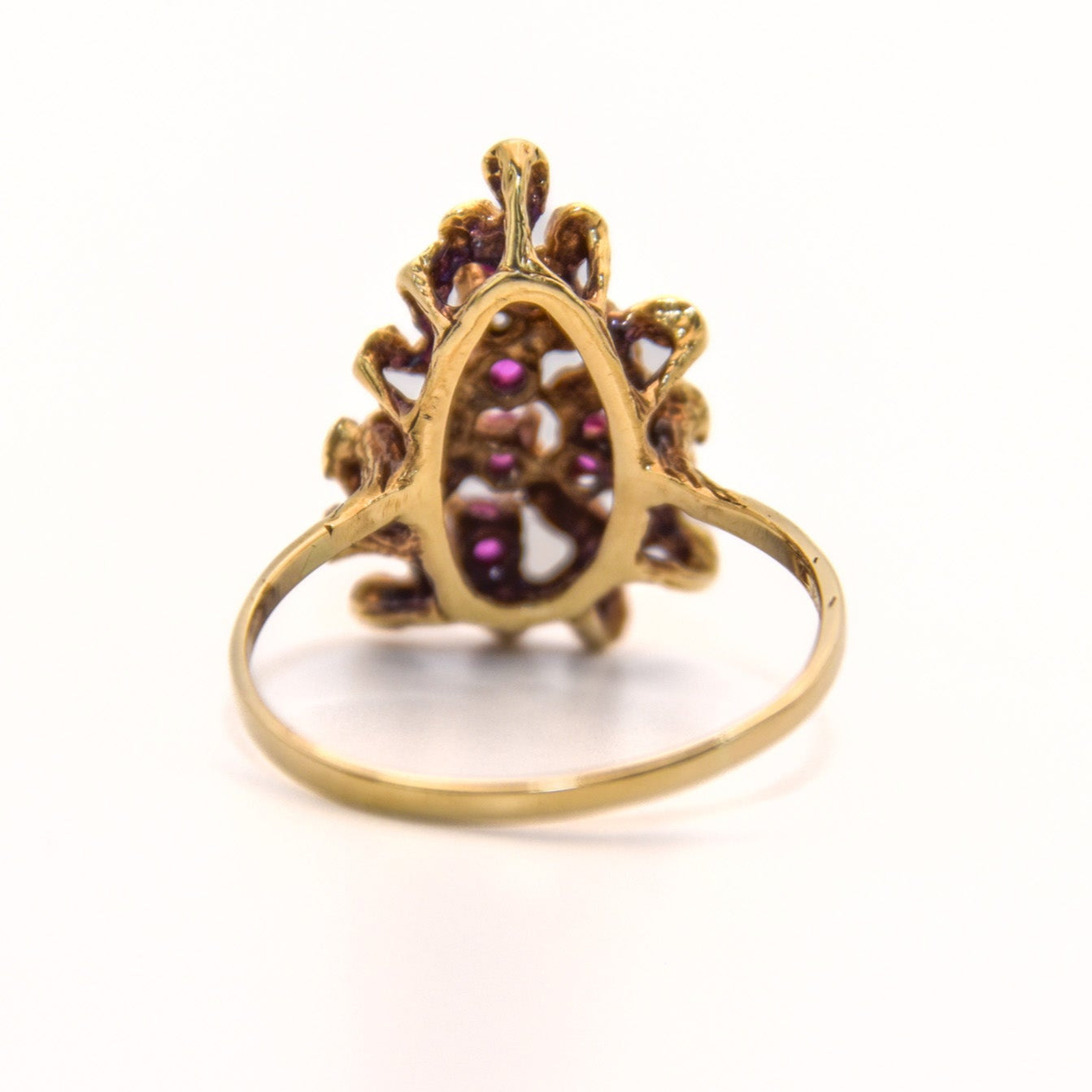 Vintage 14K Gold Ruby Vine Floral Ring