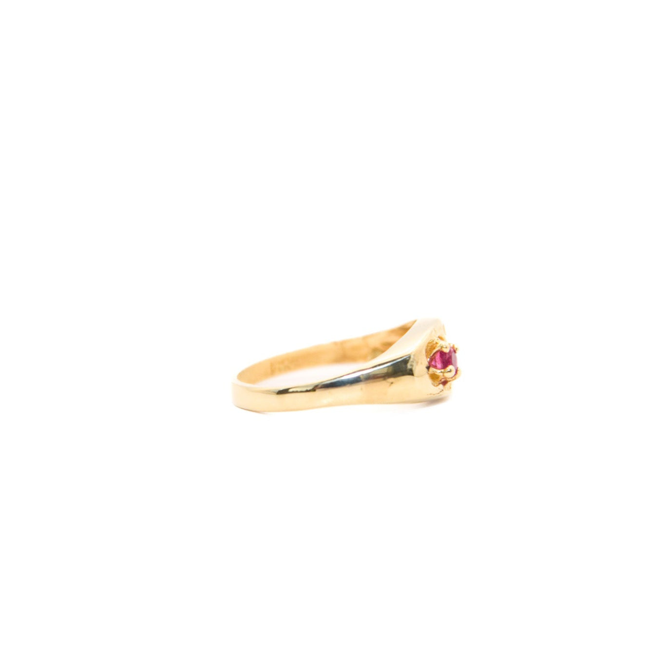 14k Gold Petite Floral Synthetic Ruby Ring
