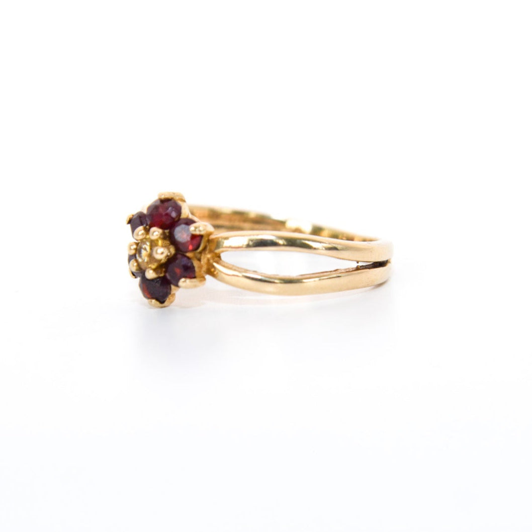 9k Gold Garnet Flower Ring with Citrine Center