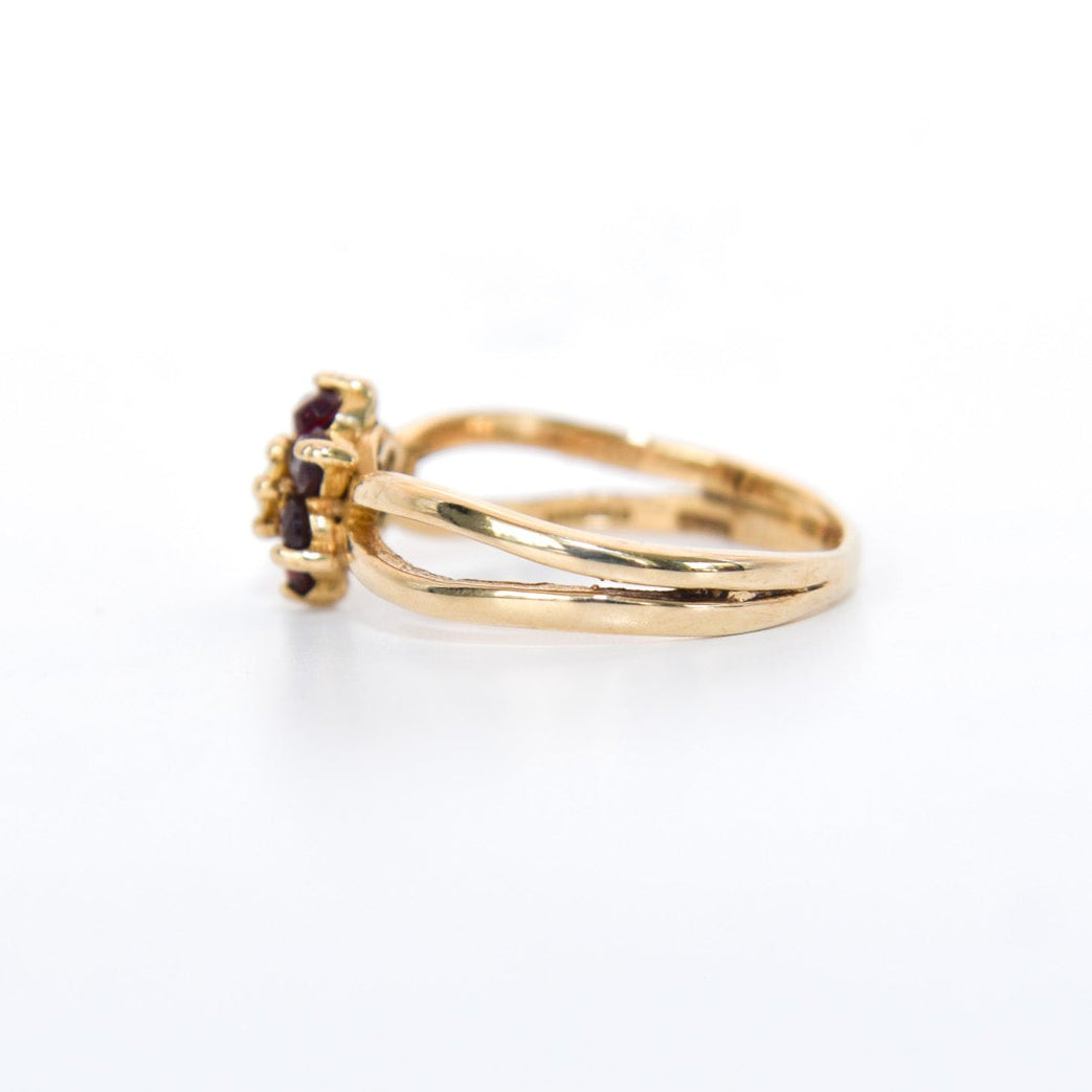 9k Gold Garnet Flower Ring with Citrine Center