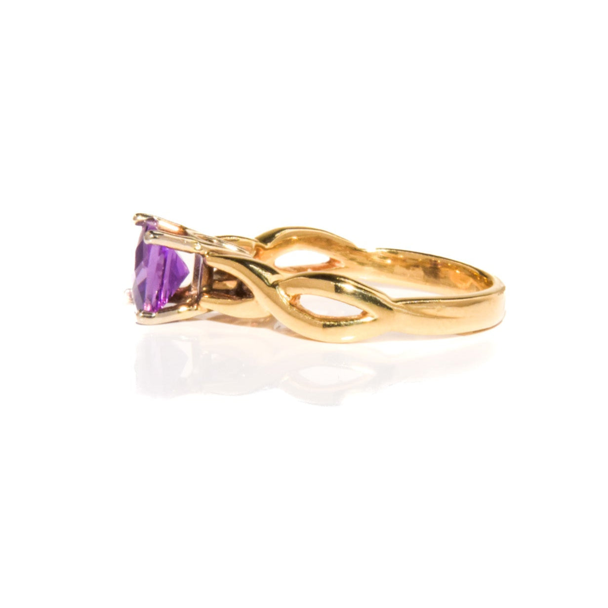 Vintage Amethyst Ring in 14k Gold
