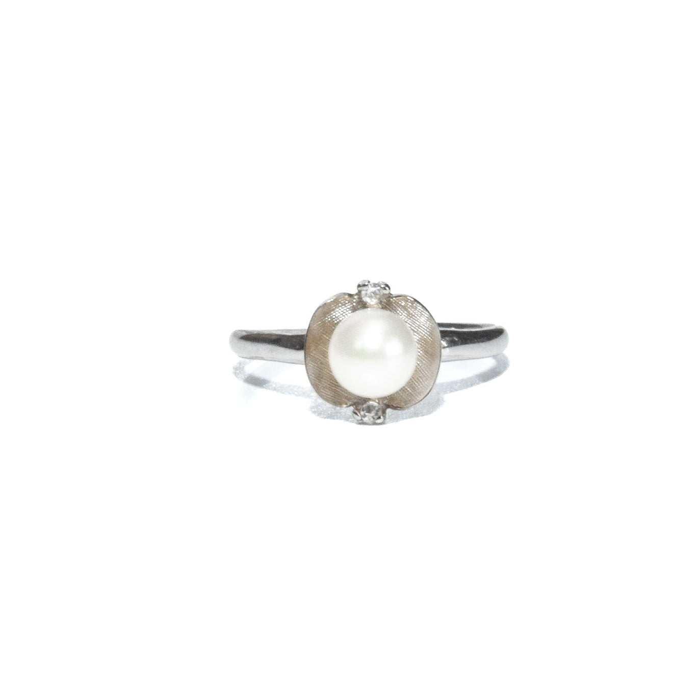 Vintage 14k White Gold Pearl & Topaz ring