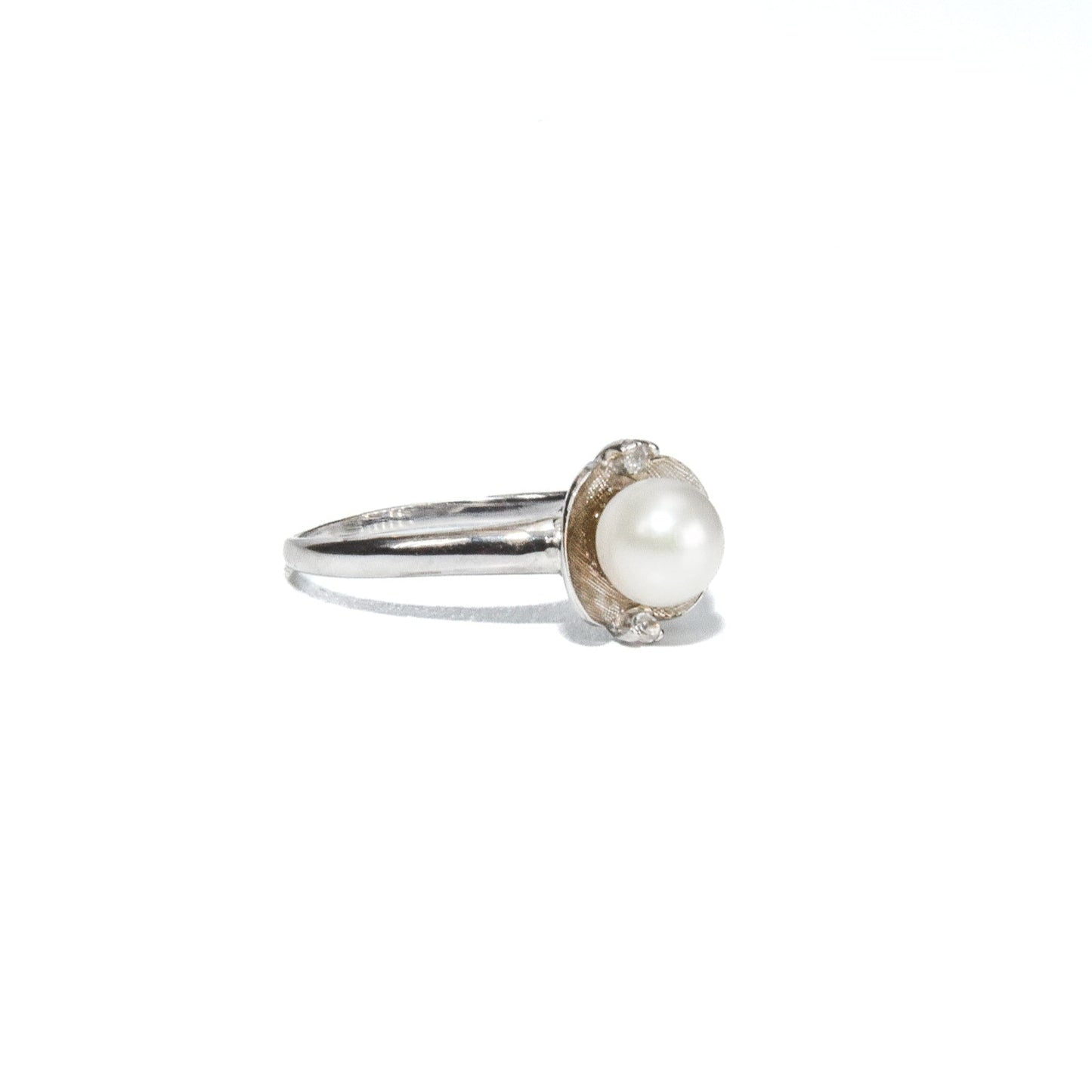 Vintage 14k White Gold Pearl & Topaz ring