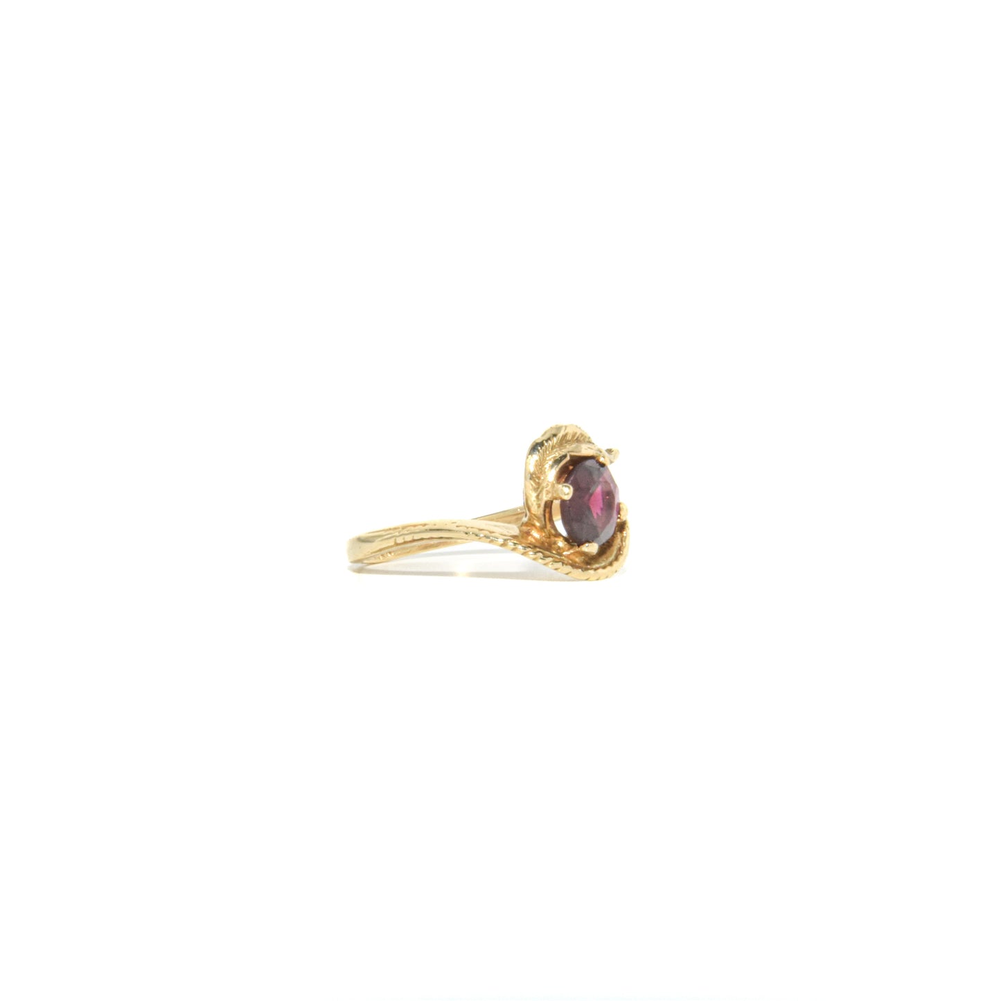 Vintage 14K Gold Garnet Feather Ring