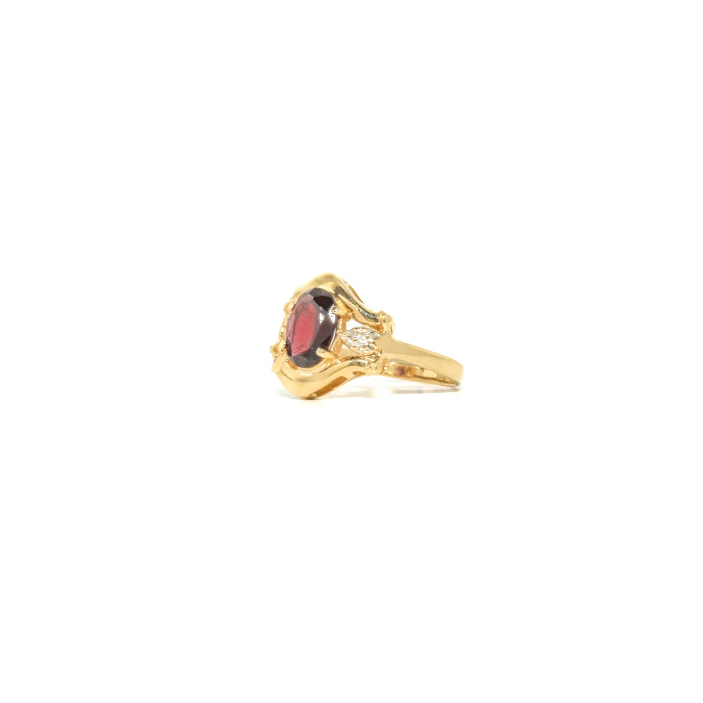 Vintage 14K Gold Garnet & Diamond Ring