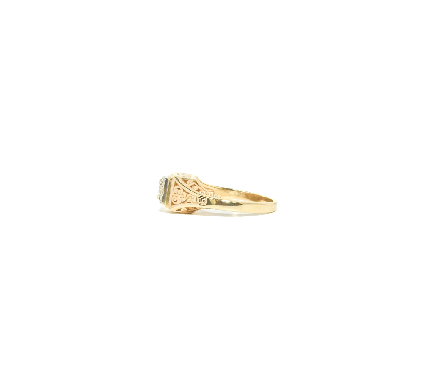 Vintage 14K Gold Diamond Ring with Ornate Filigree