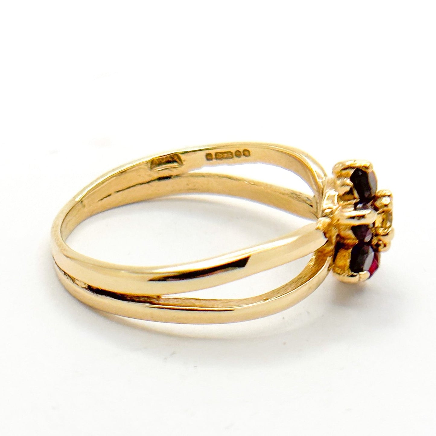 9k Gold Garnet Flower Ring with Citrine Center
