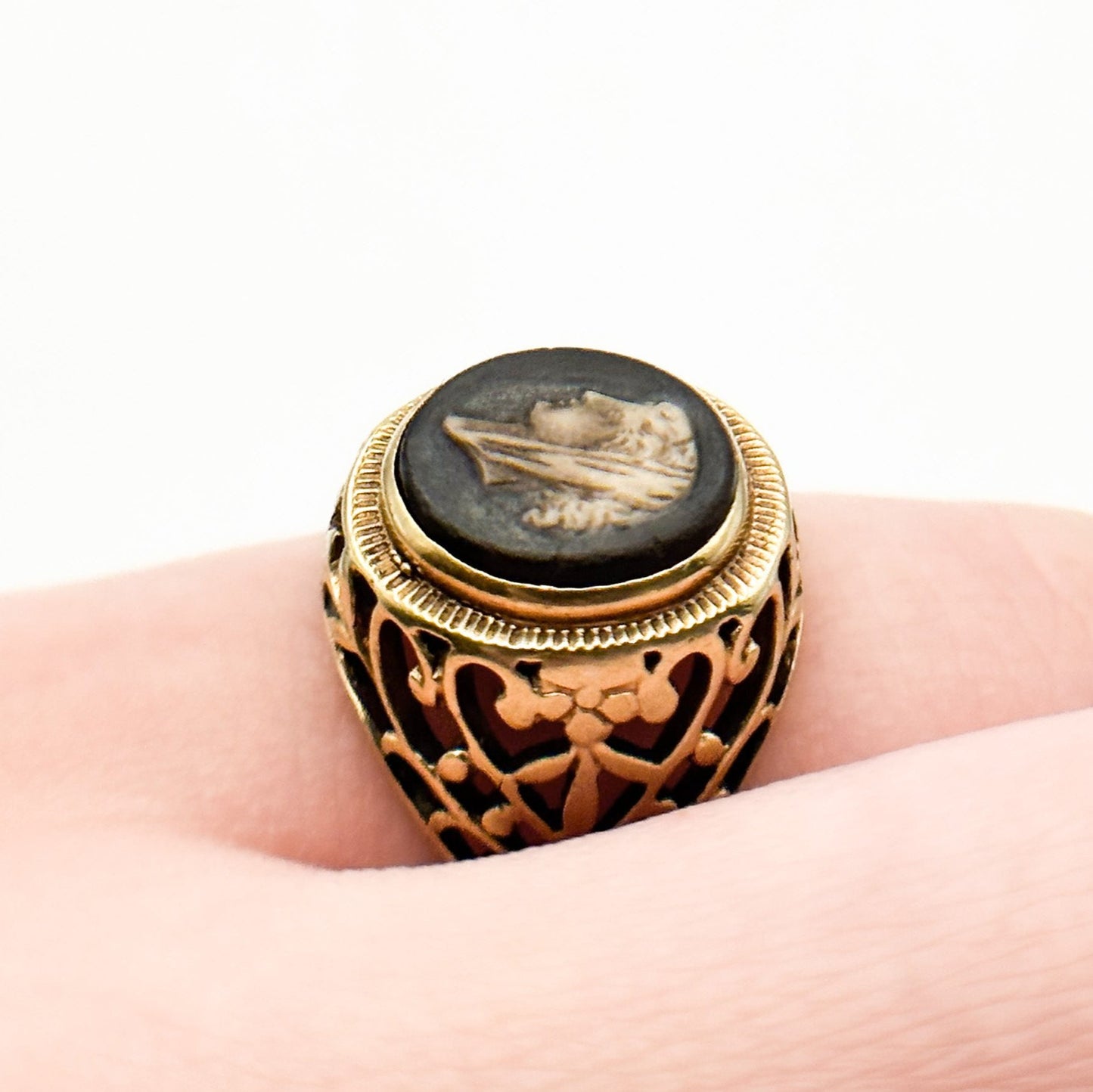 Antique 14K Black Stone Cameo Ring with Filigree