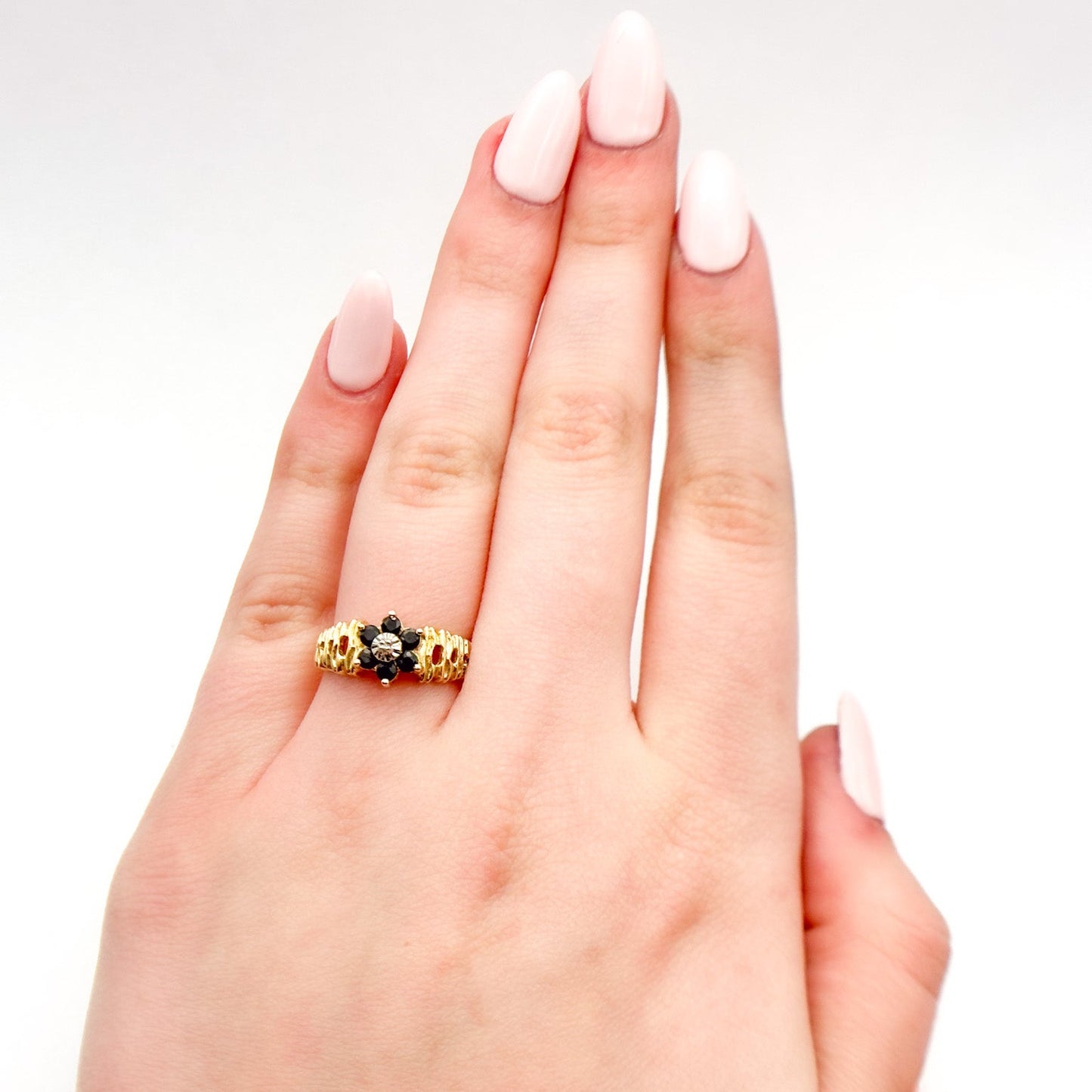 Vintage 10K Sapphire Floral Ring