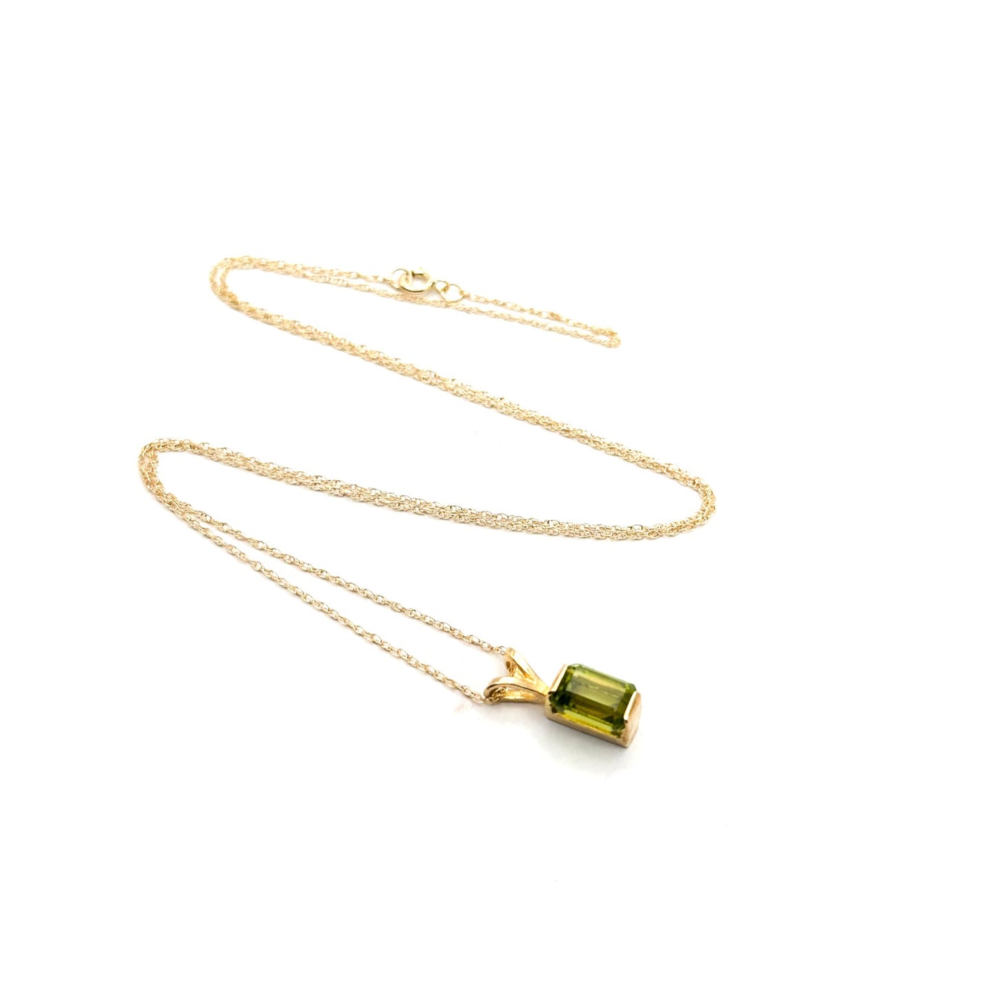 14K Gold Peridot Necklace and 18" Gold Chain