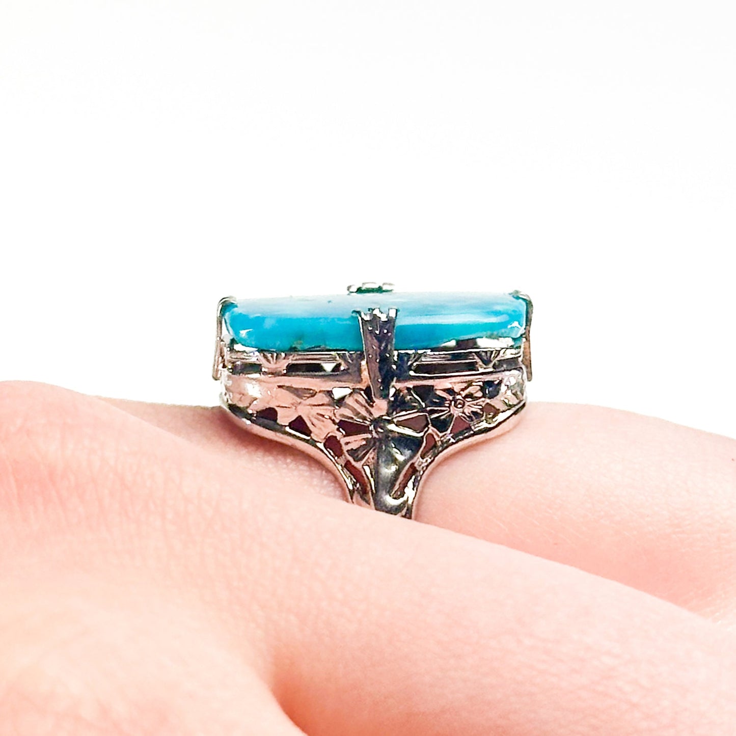 Art Deco 14K White Gold Turquoise Ring with Intricate Filigree Design