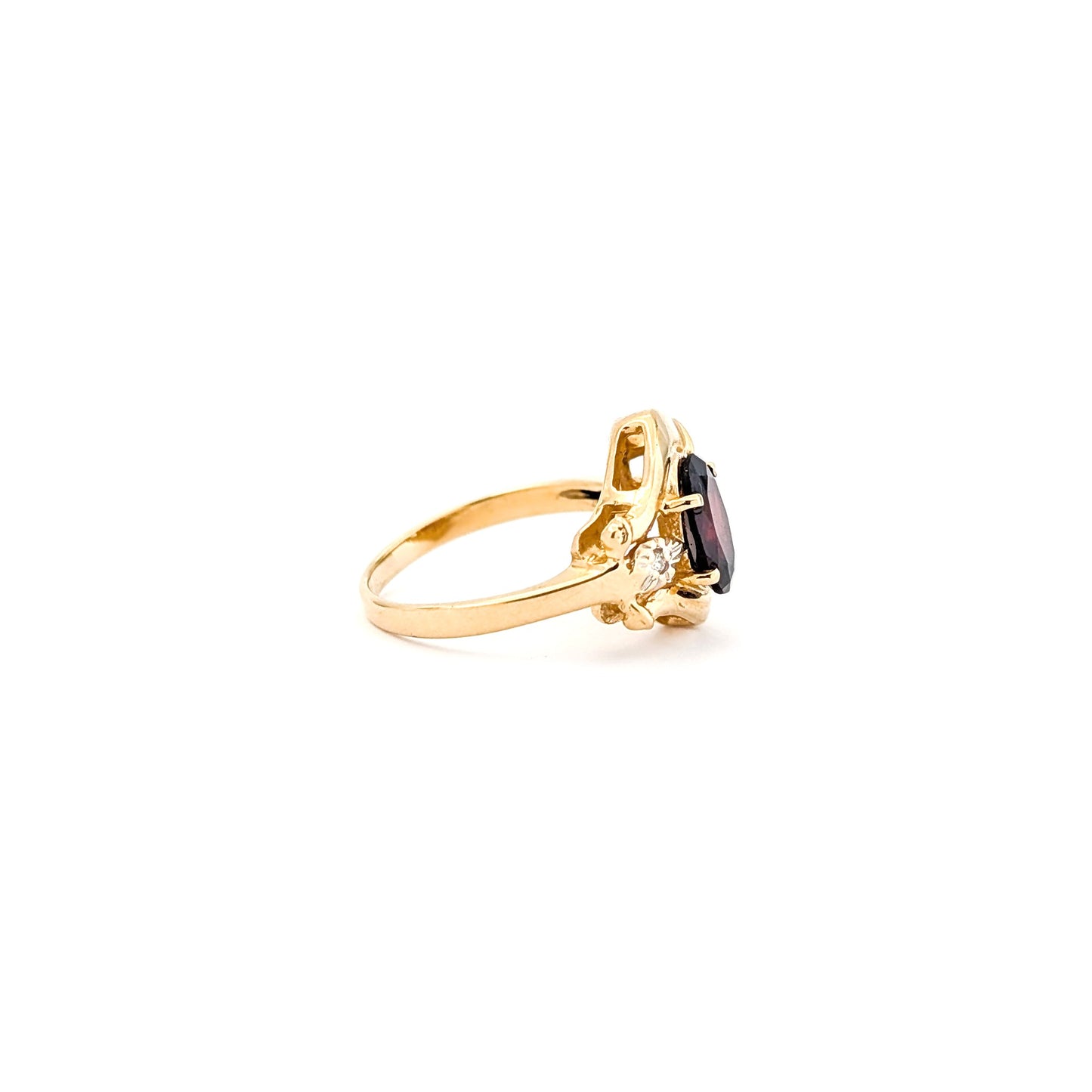 Vintage 14K Gold Garnet & Diamond Ring