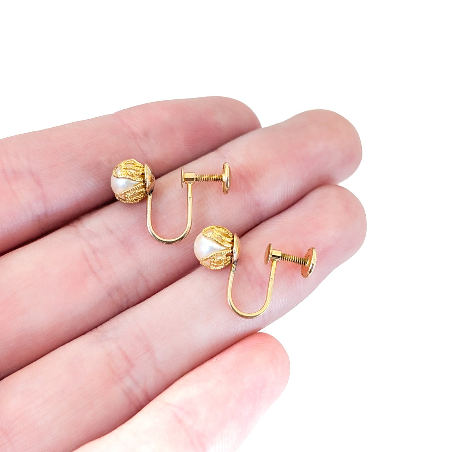 14K Yellow Gold Cultured Pearl Screw Back Earrings – Retro 1940s Jewelry