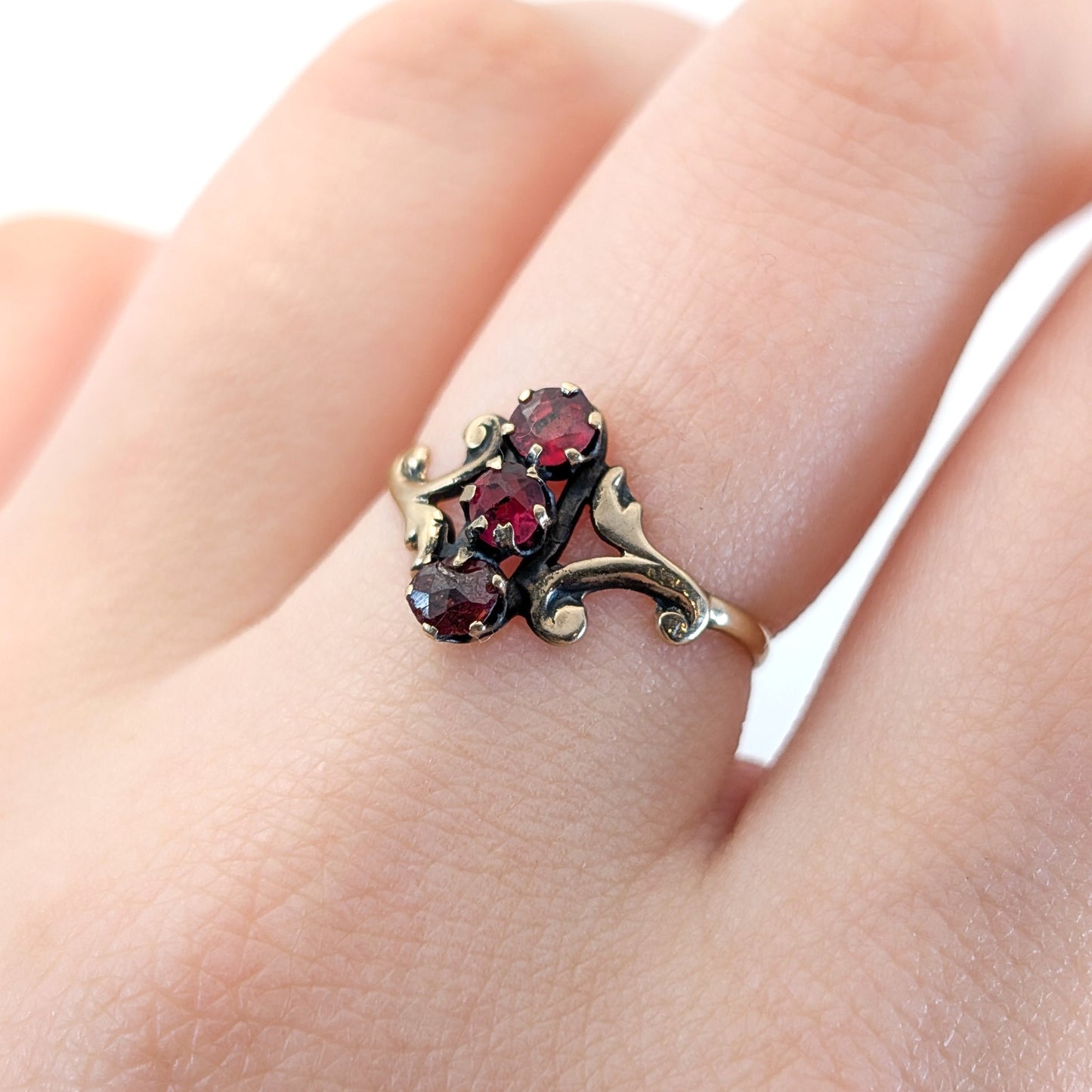 Antique Victorian 10K Gold Glass Ruby Ring – Ornate Scroll Design