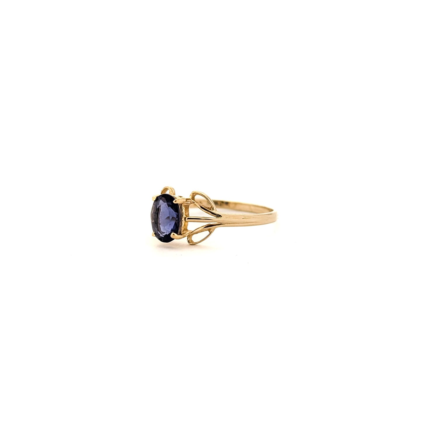 Vintage 14K Yellow Gold Iolite Ring - Enchanting Mid-Century Rarity