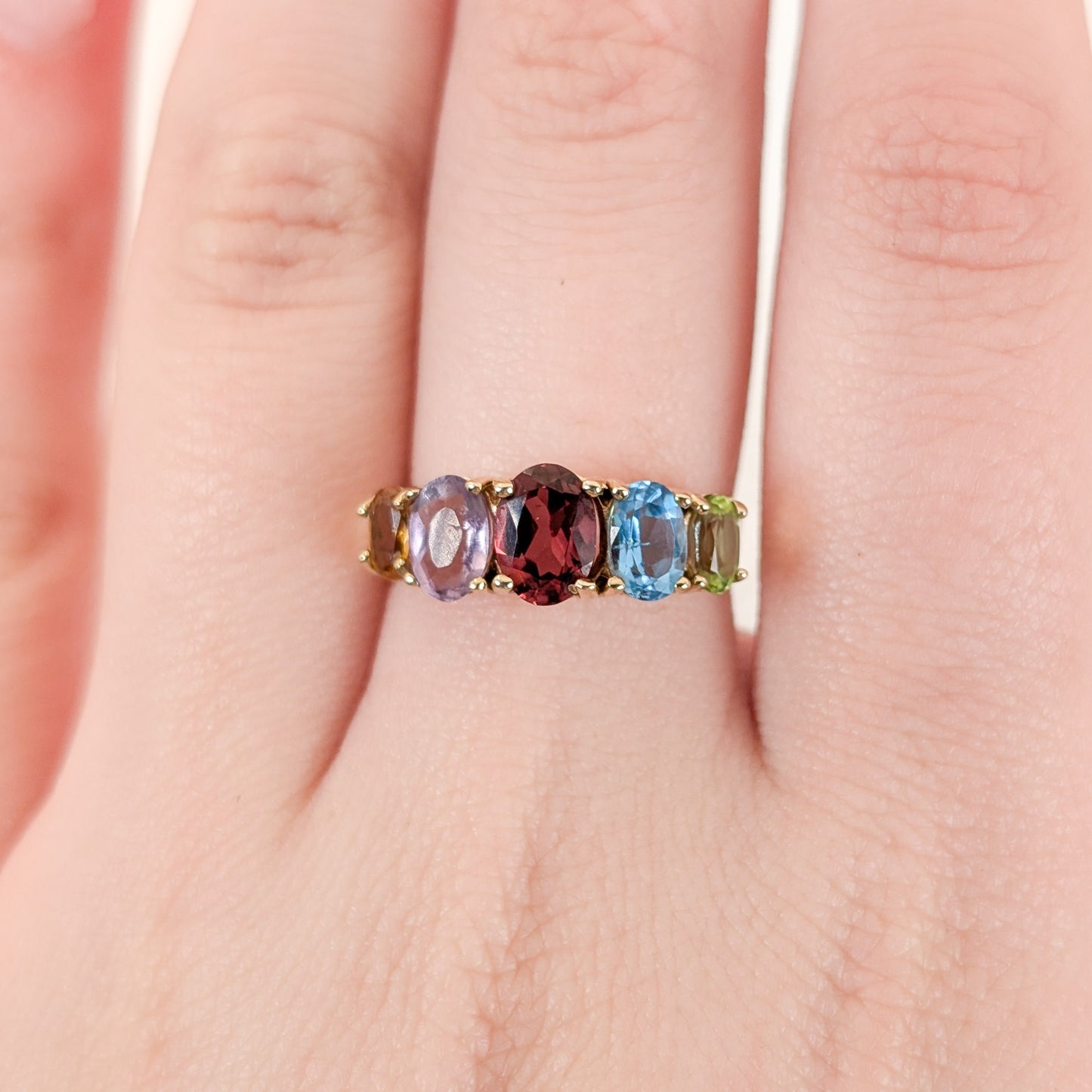 Vintage 10K Yellow Gold Peridot, Topaz, Garnet, Amethyst, and Citrine Ring - A Mid-Century Rainbow Masterpiece