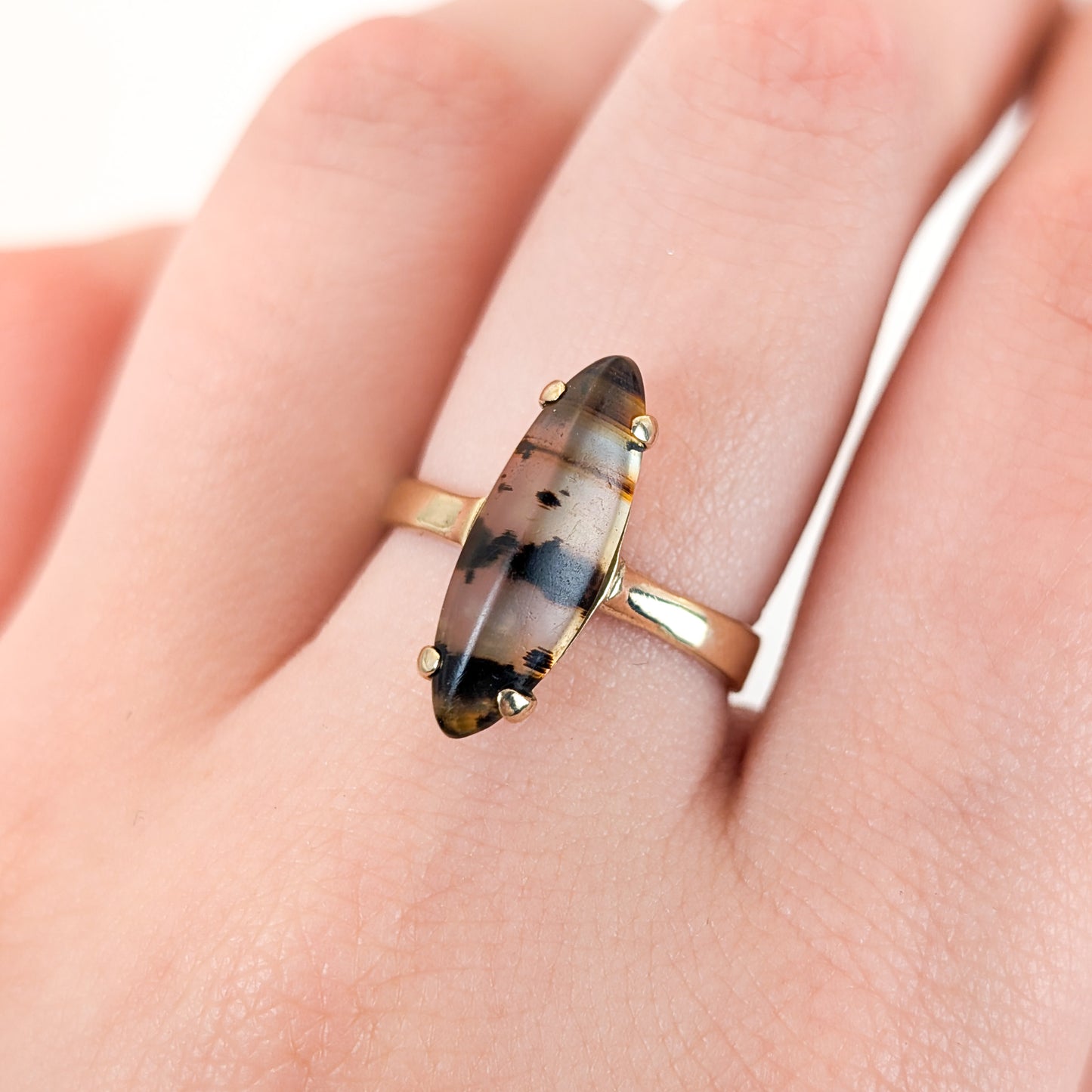 Exquisite Vintage 14K Yellow Gold Montana Moss Agate Ring