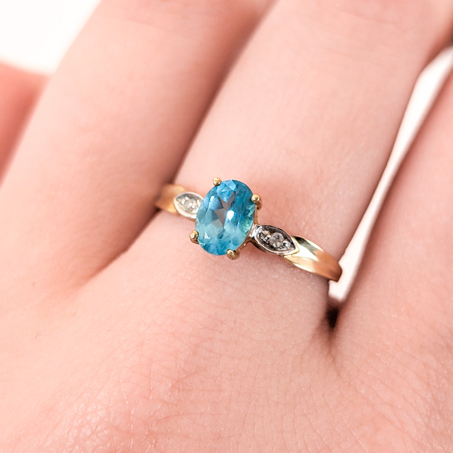 Vintage 10K Yellow Gold Apatite Ring with Diamond Accents
