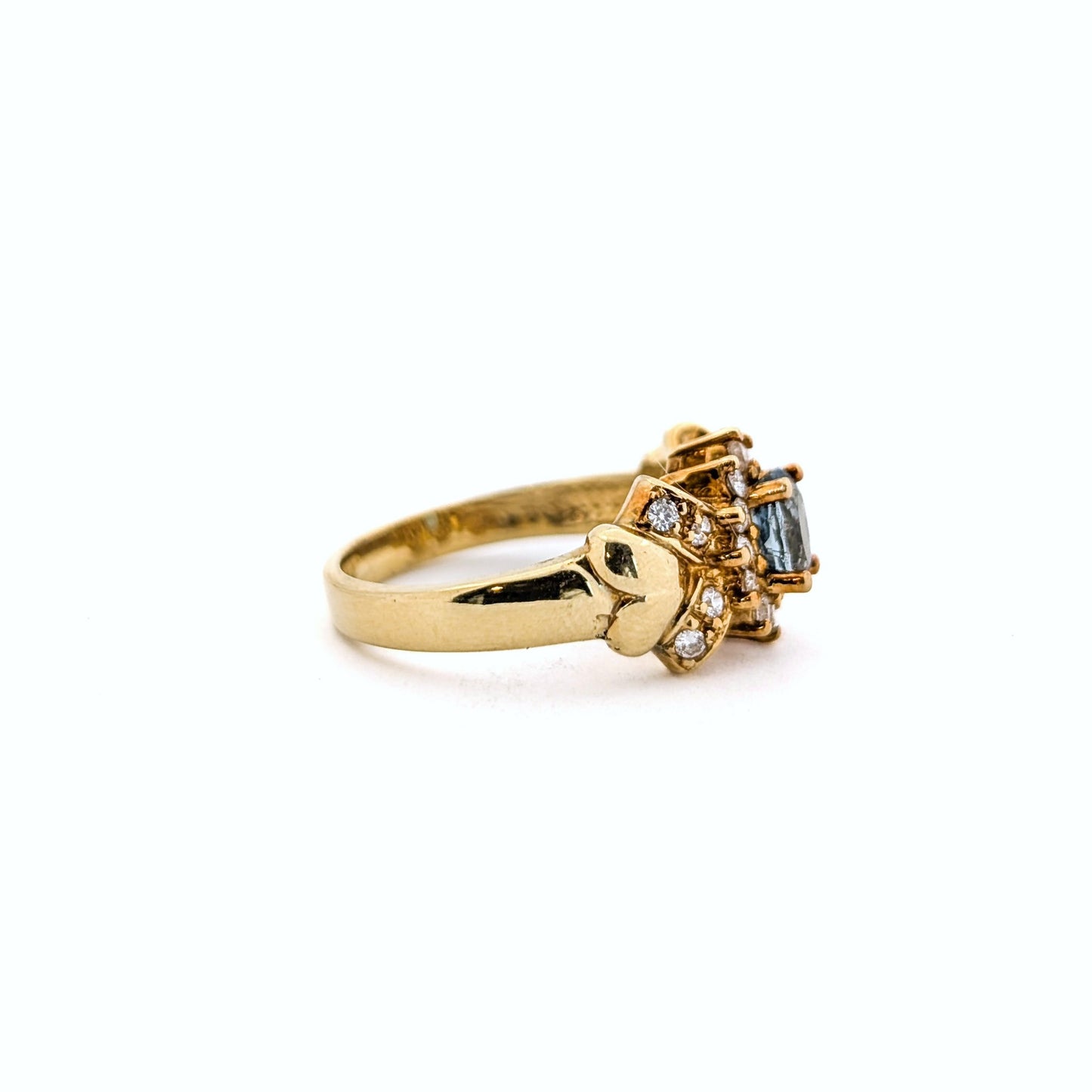 Vintage 18K Gold Aquamarine & Diamond Ring