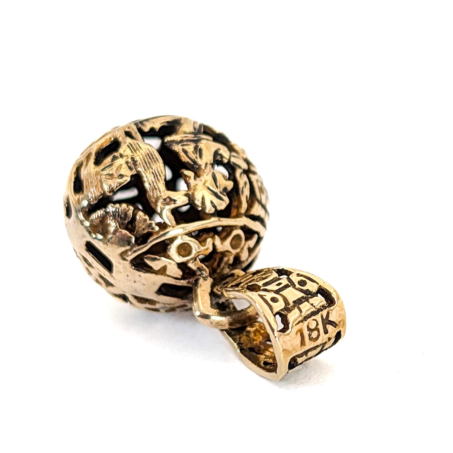 Vintage 18K Gold Peruvian Inca Filigree Charm Pendant