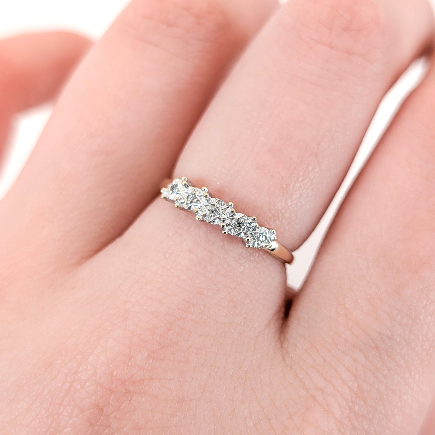 Vintage Diamond 9K Gold Starburst Band Ring