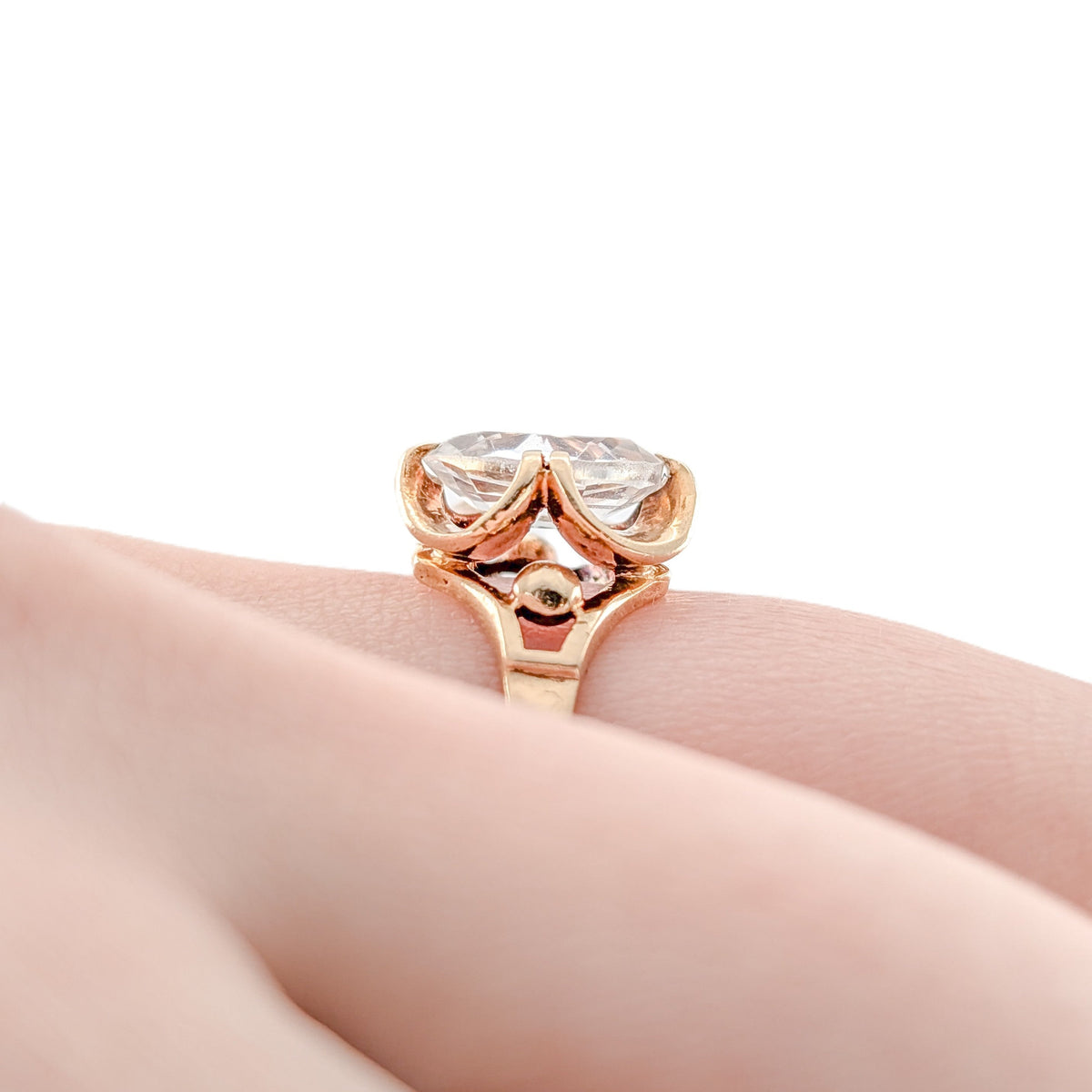 Retro 10K Gold Topaz Ring With A Hint Of Blue