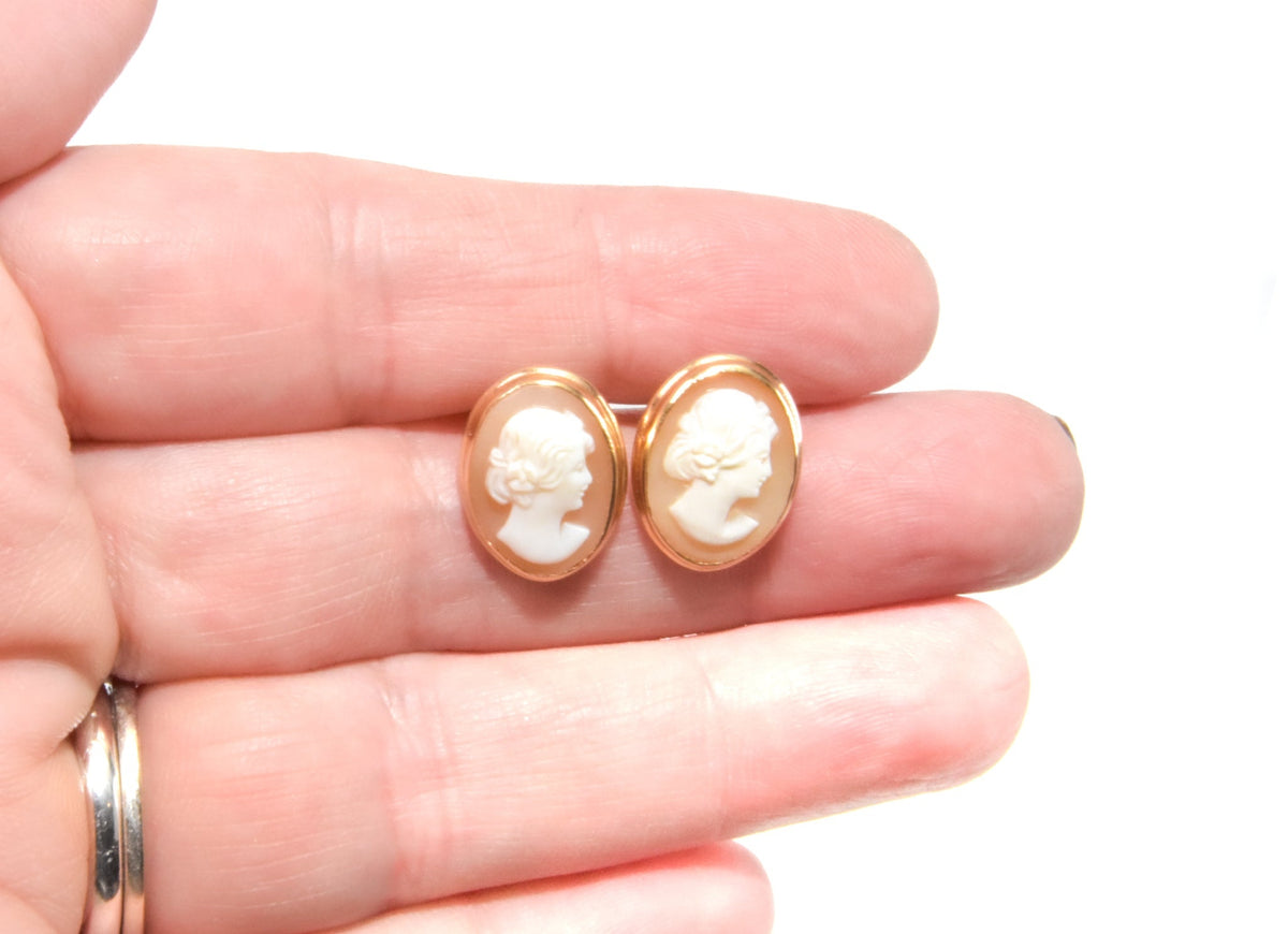 Vintage 14K Gold Carved Shell Cameo Stud Earrings