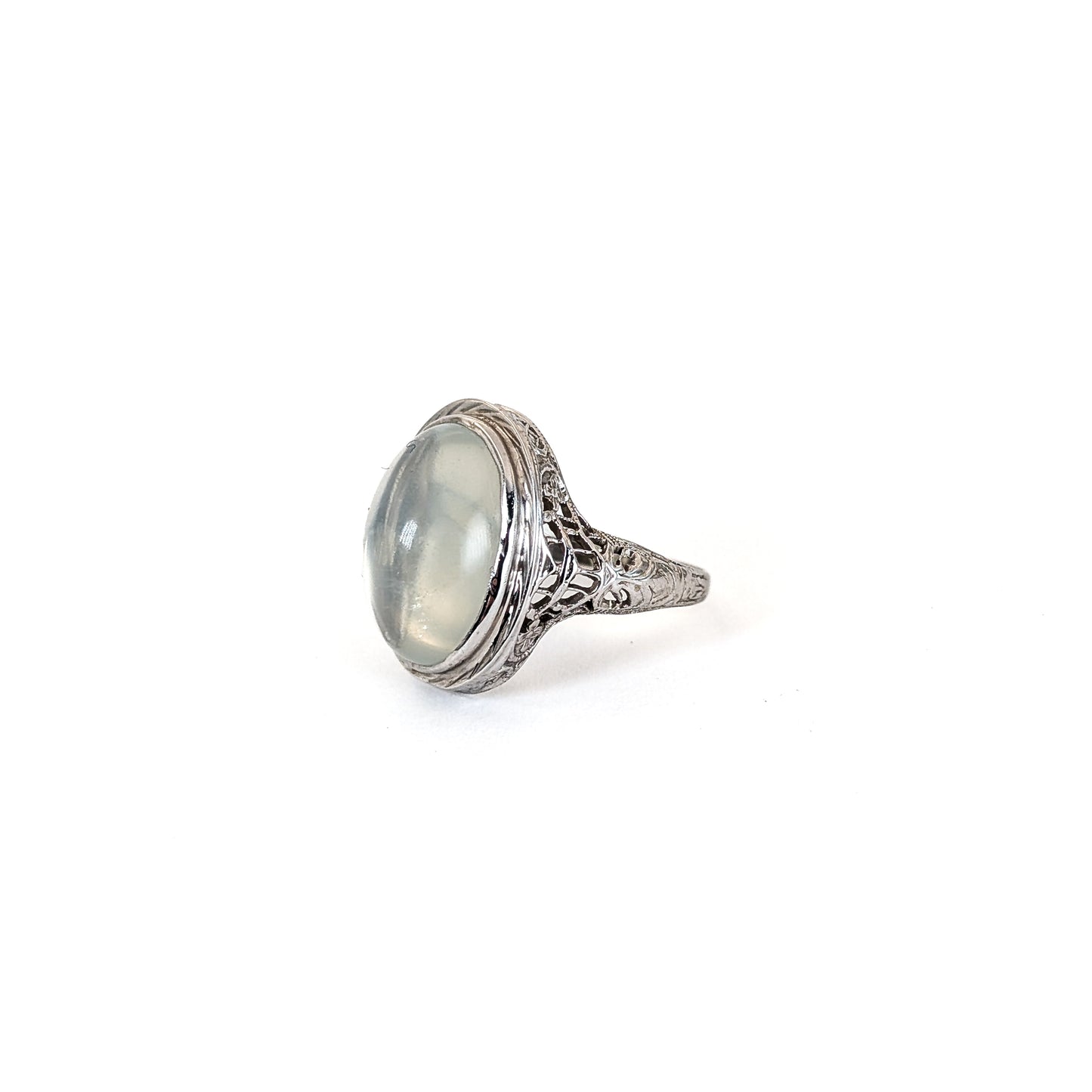 Art Deco 14K White Gold Moonstone Filigree Ring
