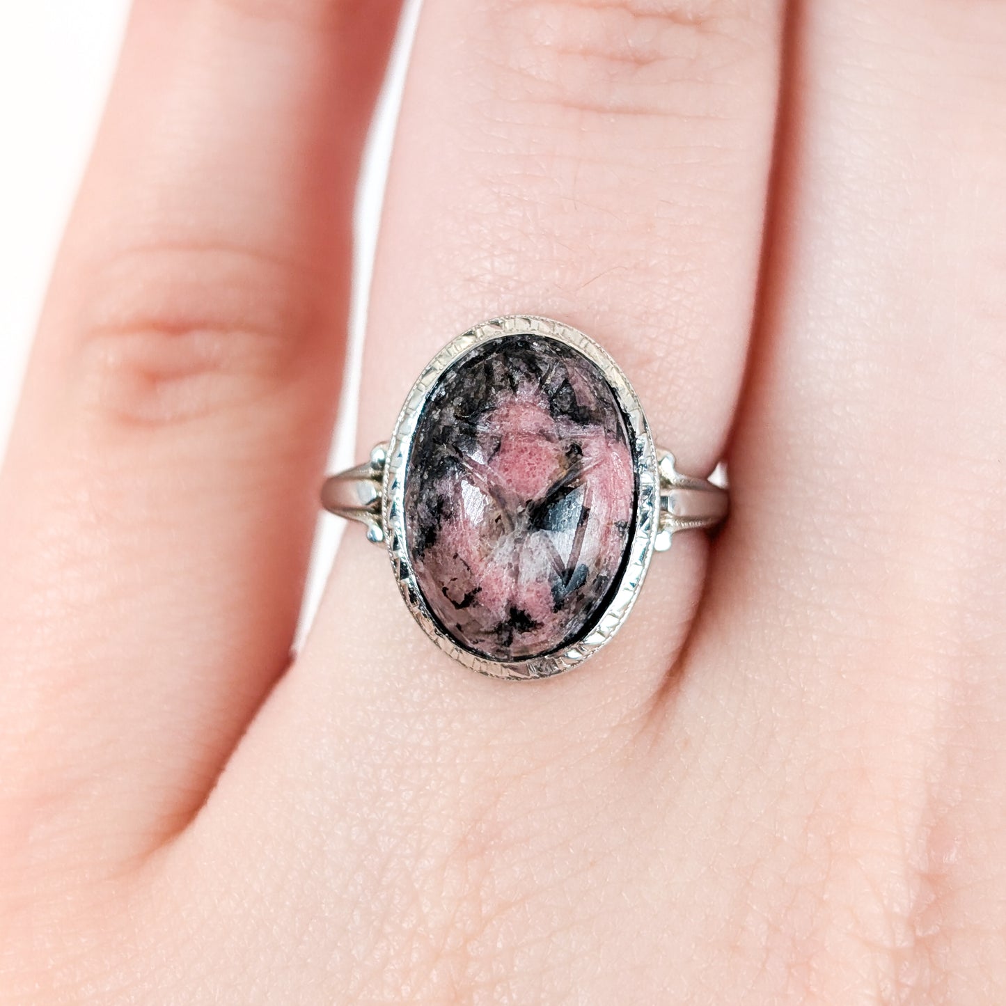 Vintage Pink and Black Rhodonite Scarab Ring in 14K White Gold