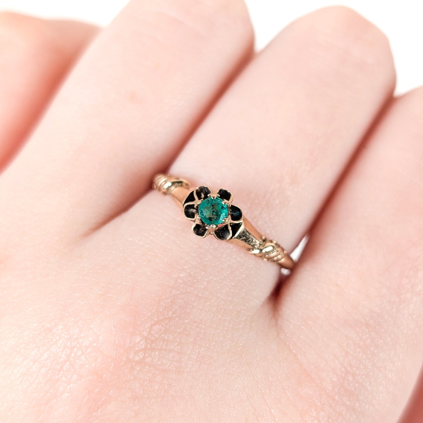 Victorian 14K Emerald Ring – Floral Bloom Setting