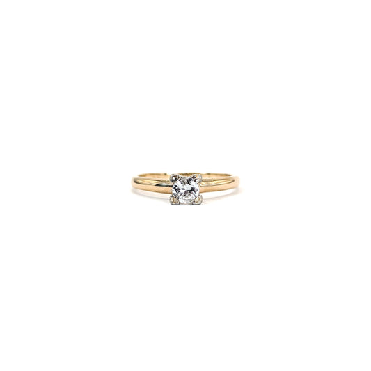Vintage 14K Gold Diamond Solitaire Ring – Two-Tone Setting