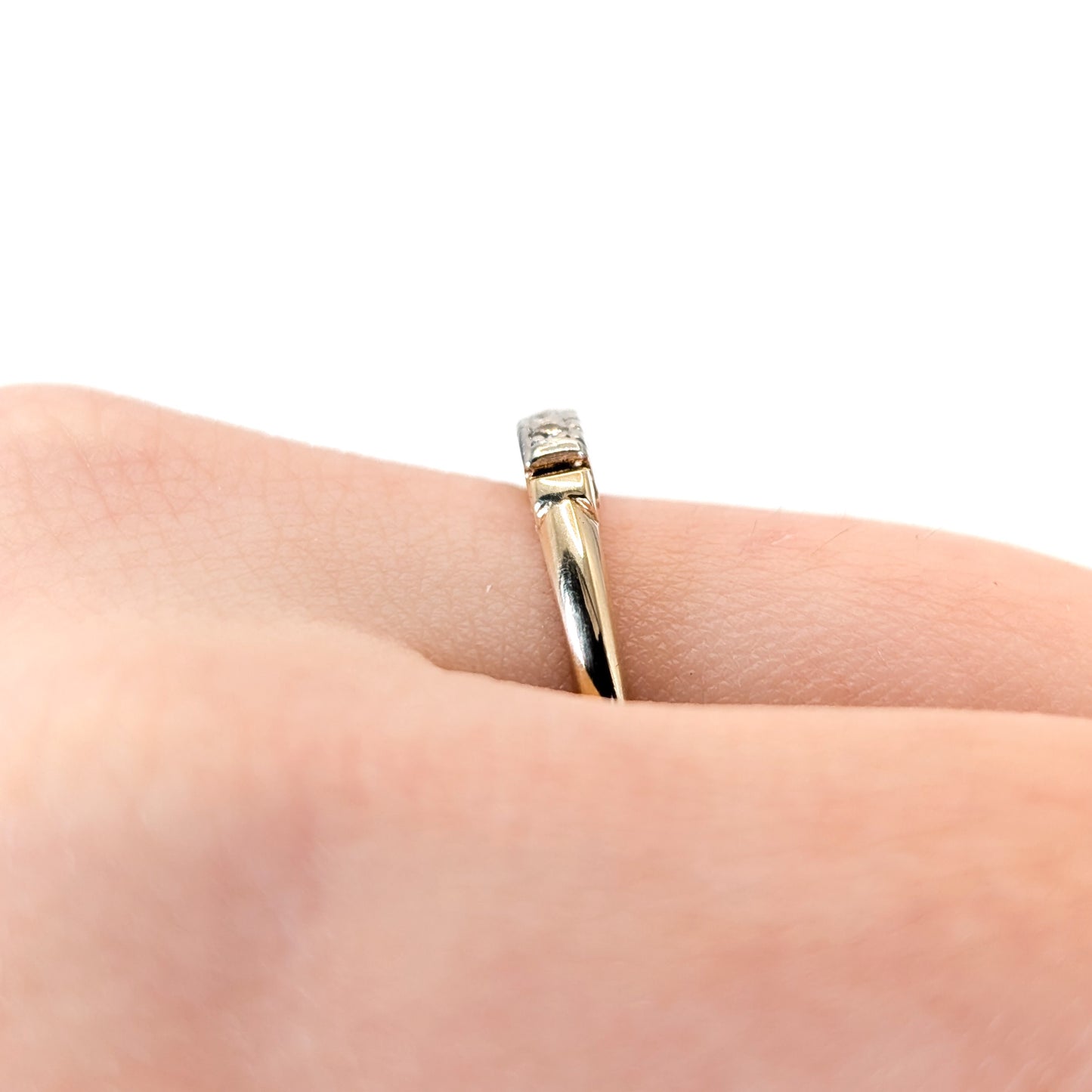 Vintage 14K Gold Diamond Band with White Gold– Delicate Engraved Detail