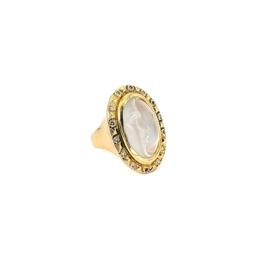 Vintage 18K Gold Carved Moonstone & Diamond Ring – 27.83g