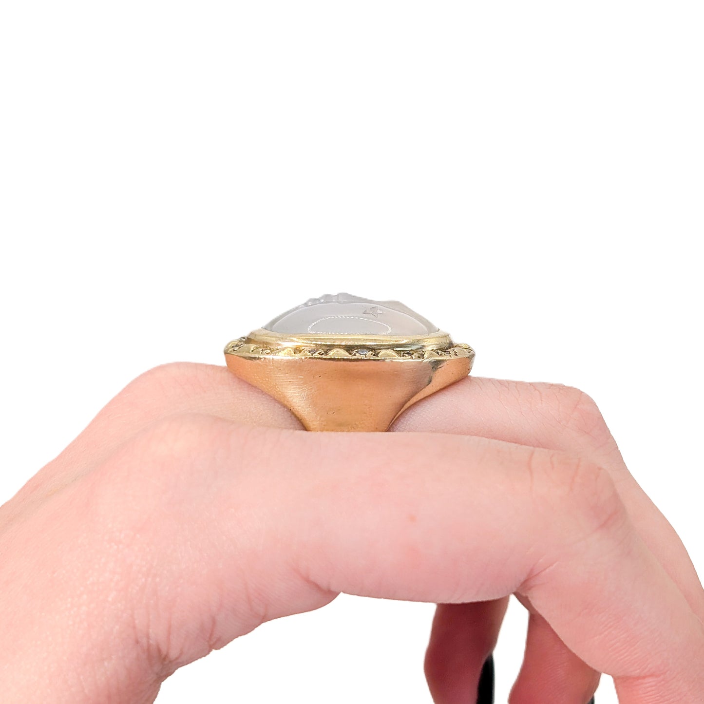 Vintage 18K Gold Carved Moonstone & Diamond Ring – 27.83g
