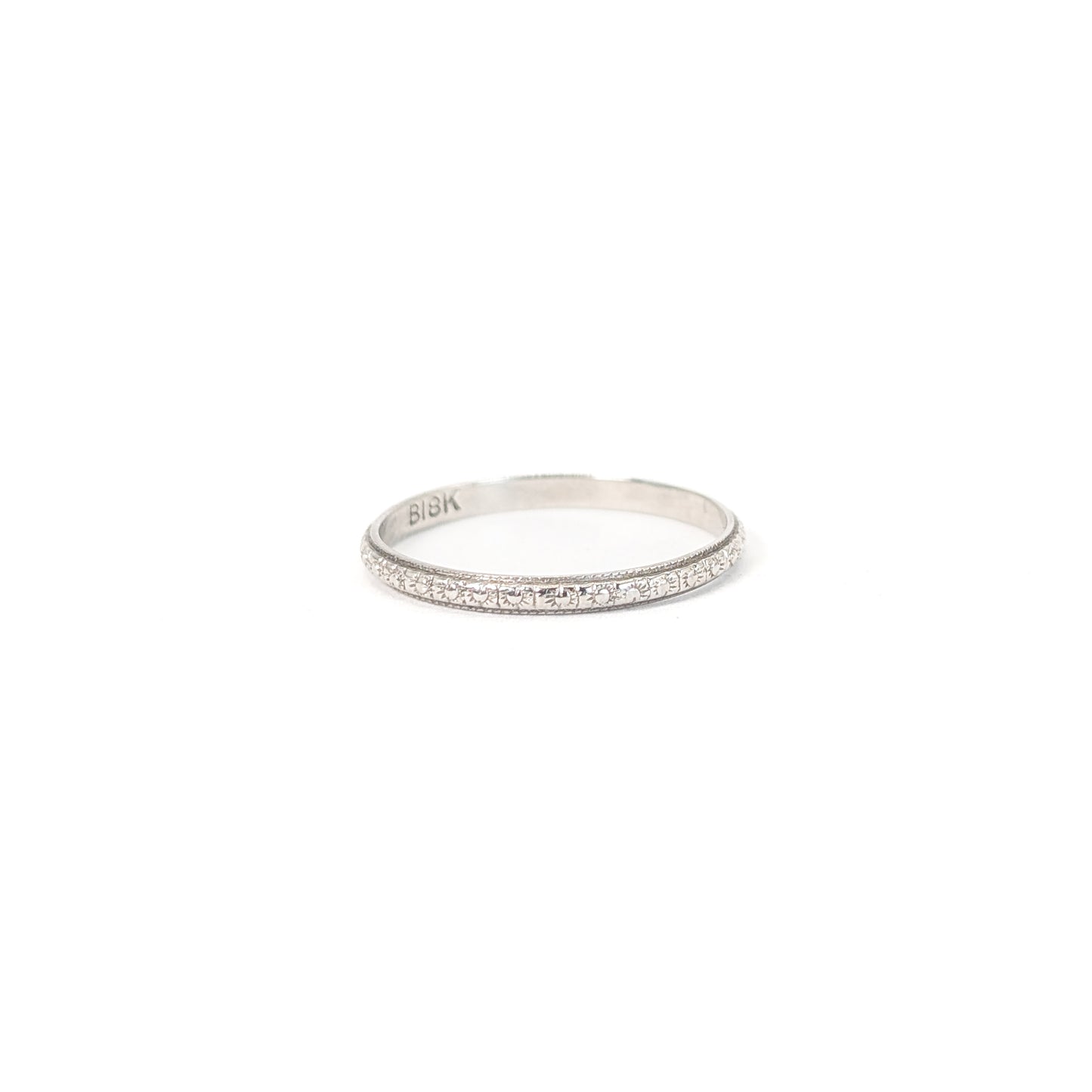 Vintage Belais 18K White Gold Band Ring