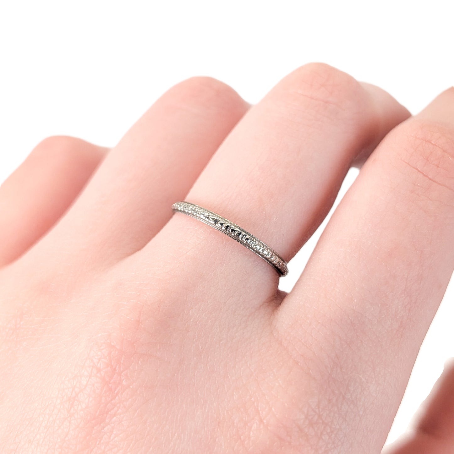 Vintage Belais 18K White Gold Band Ring