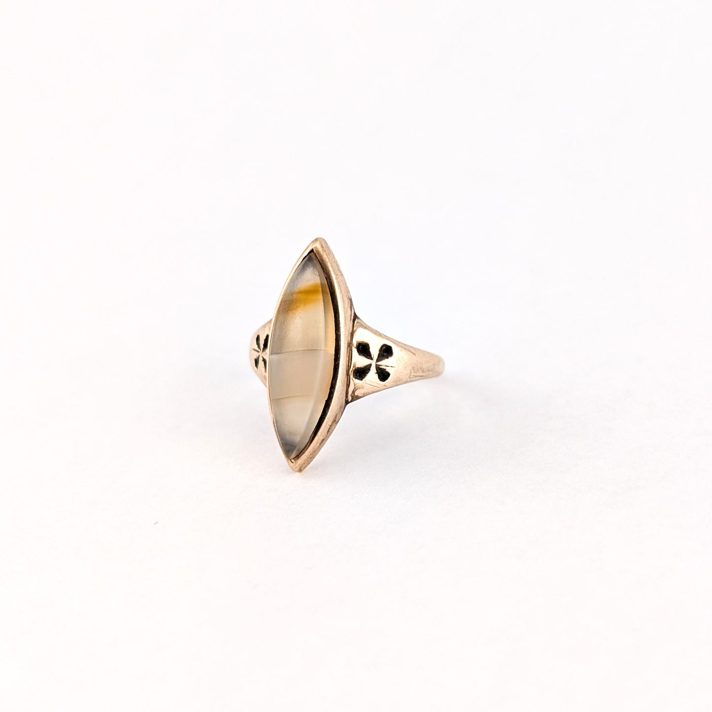 Antique 10K Gold Banded Agate Navette Ring