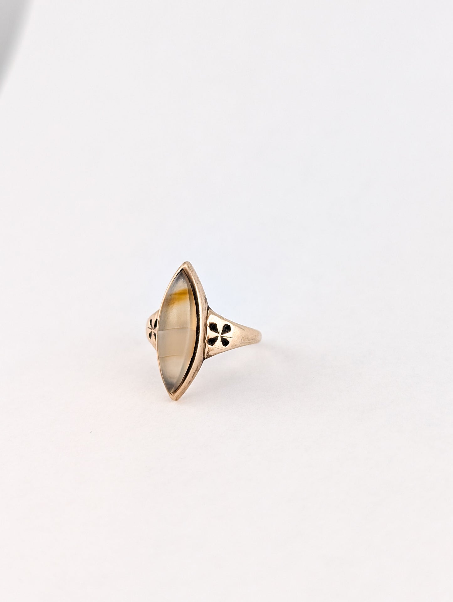 Antique 10K Gold Banded Agate Navette Ring