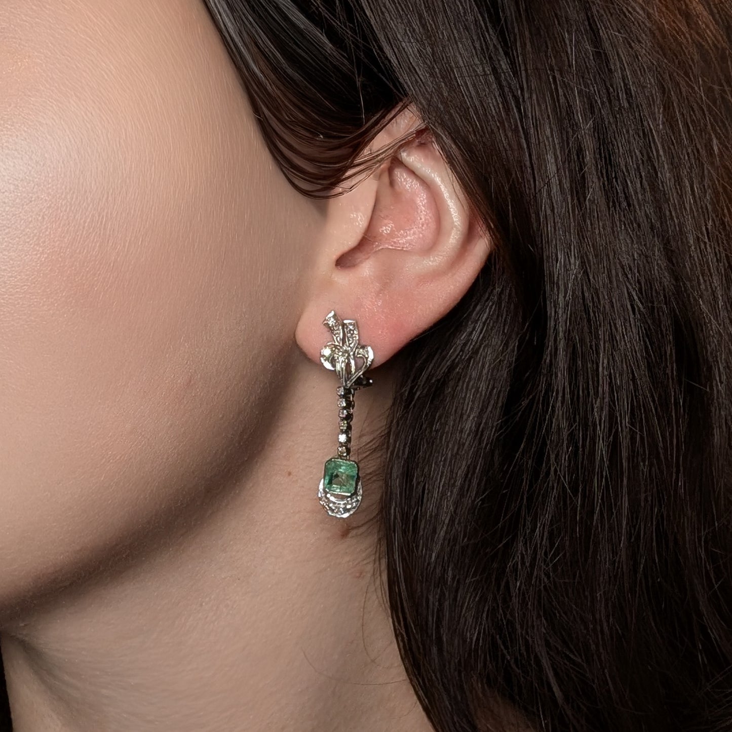 Vintage Palladium Diamond & Emerald Drop Earrings