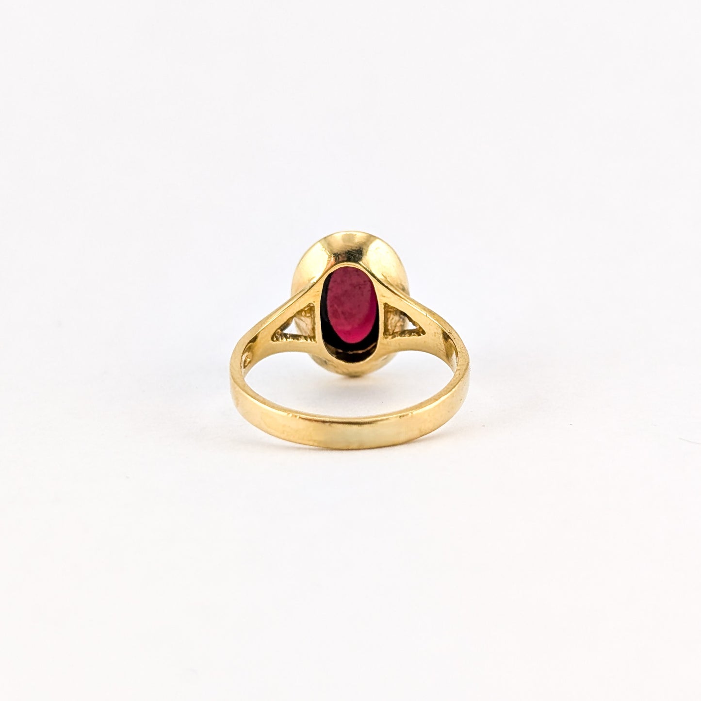 Vintage 18K Gold Large Oval Pink Tourmaline Cabochon Ring