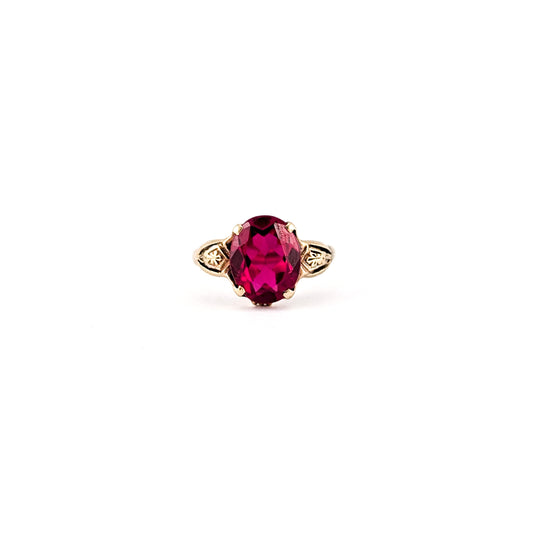Vintage 10K Gold Synthetic Ruby Ring - Oval Ruby Statement Ring with Floral Shoulders