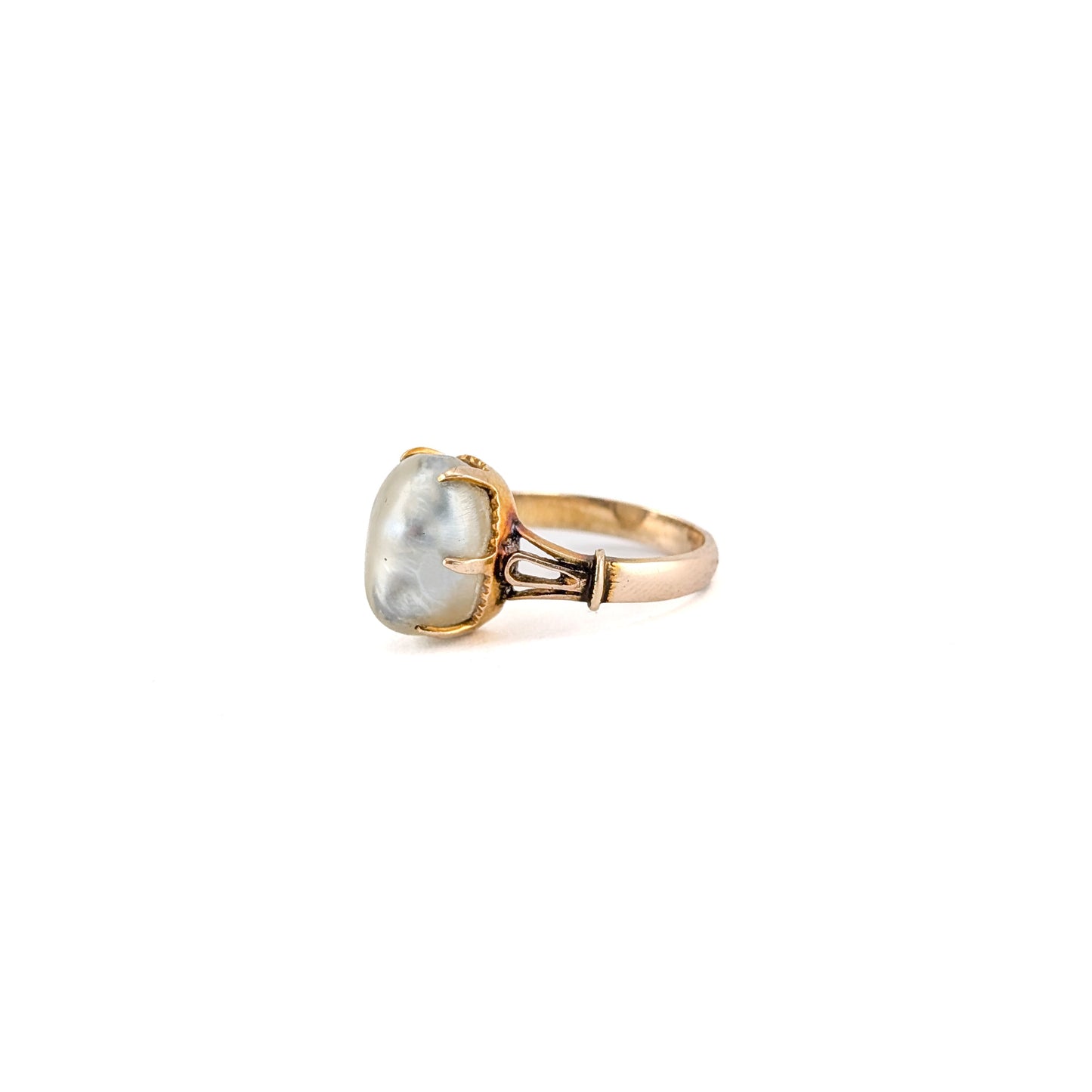 Vintage 10K Gold Baroque Pearl Ring