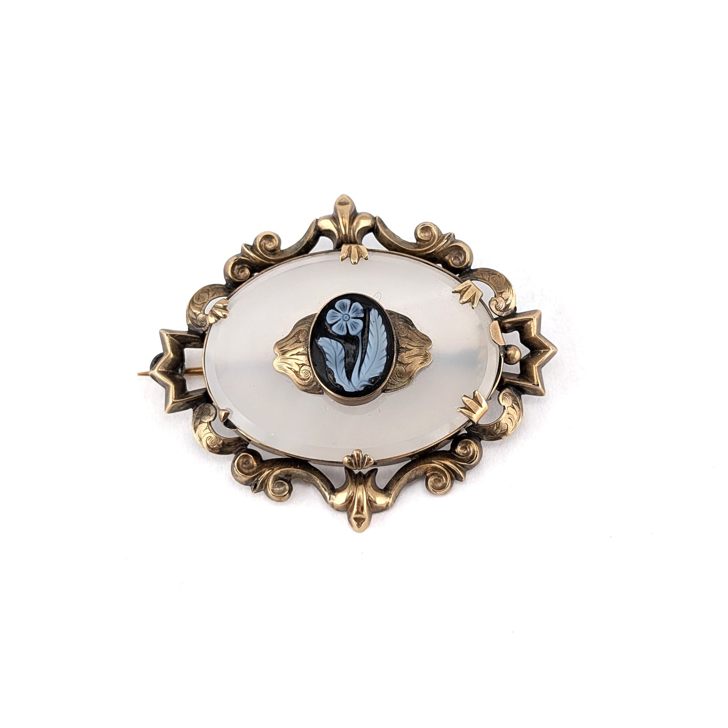 Antique 10K Gold Chalcedony & Agate Cameo Mourning Brooch – Victorian Hardstone Floral Brooch