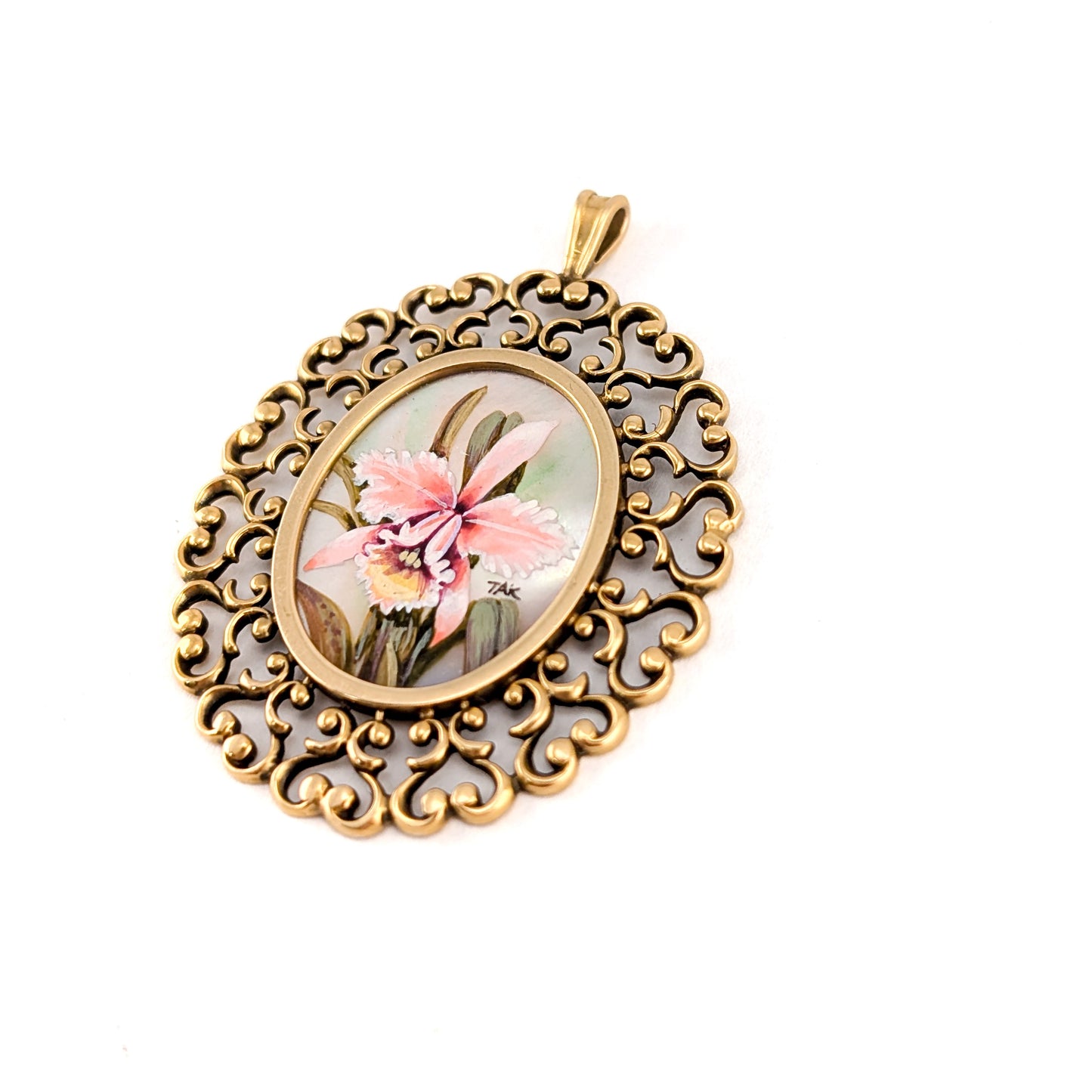 Vintage 14K Gold Filigree Pendant with Hand-Painted Orchid on Mother of Pearl – Signed “TAK,” Attributed to Hawaiian Studio, 1986