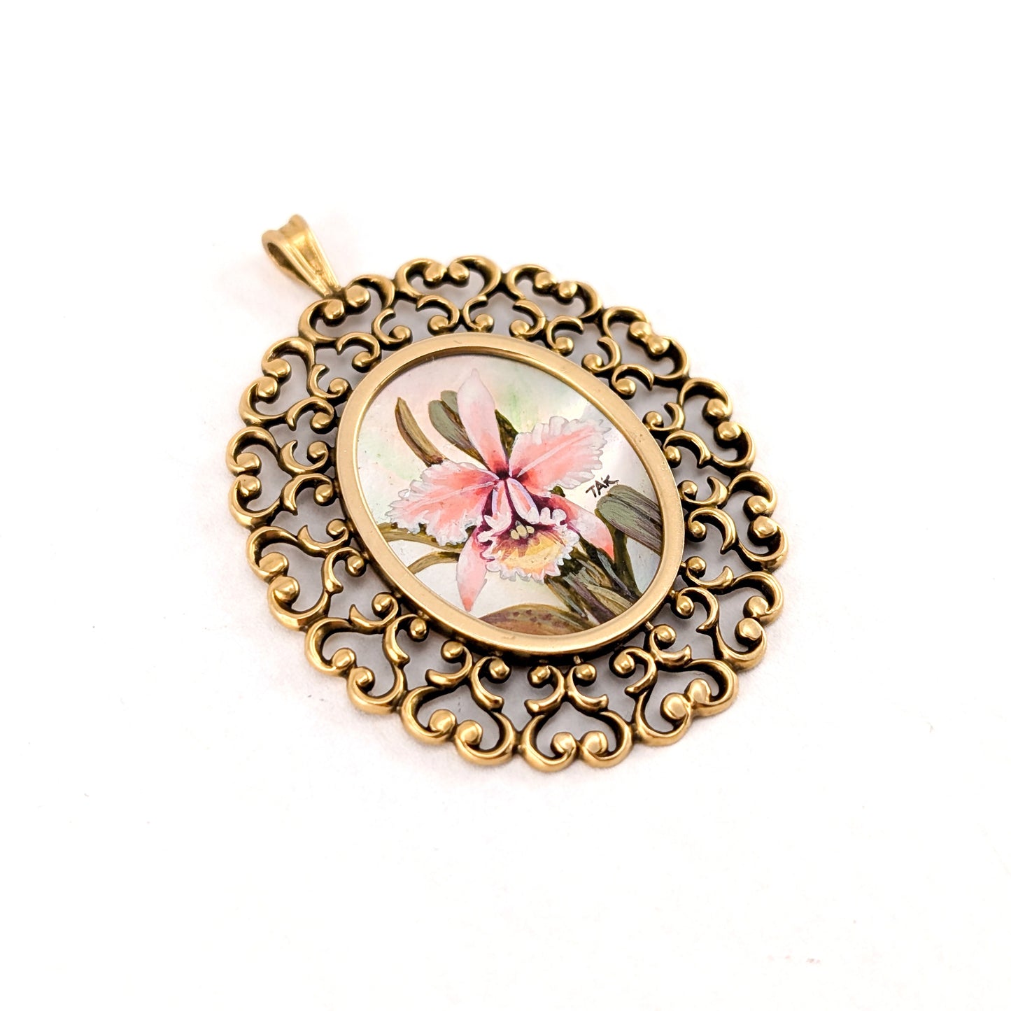 Vintage 14K Gold Filigree Pendant with Hand-Painted Orchid on Mother of Pearl – Signed “TAK,” Attributed to Hawaiian Studio, 1986