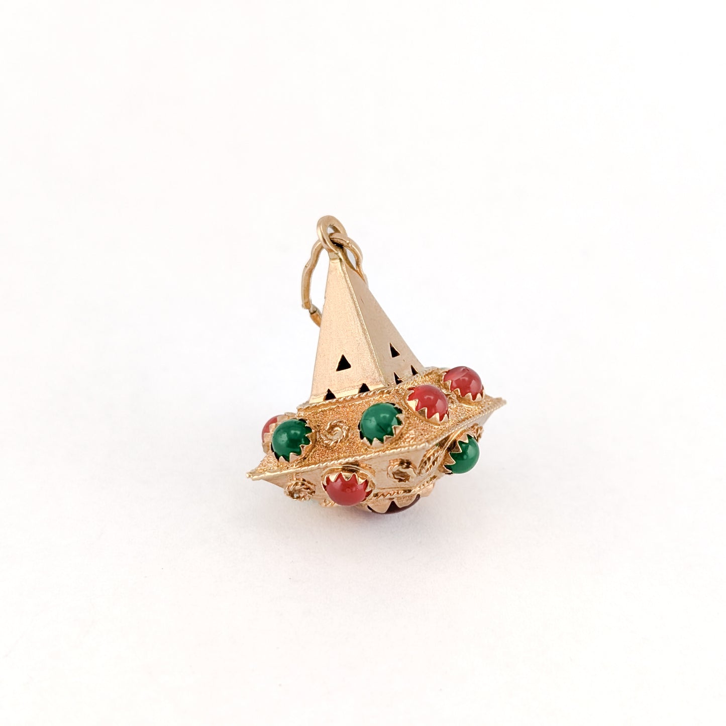 Vintage 18K Gold Pendant with Carnelian & Aventurine – Etruscan Revival